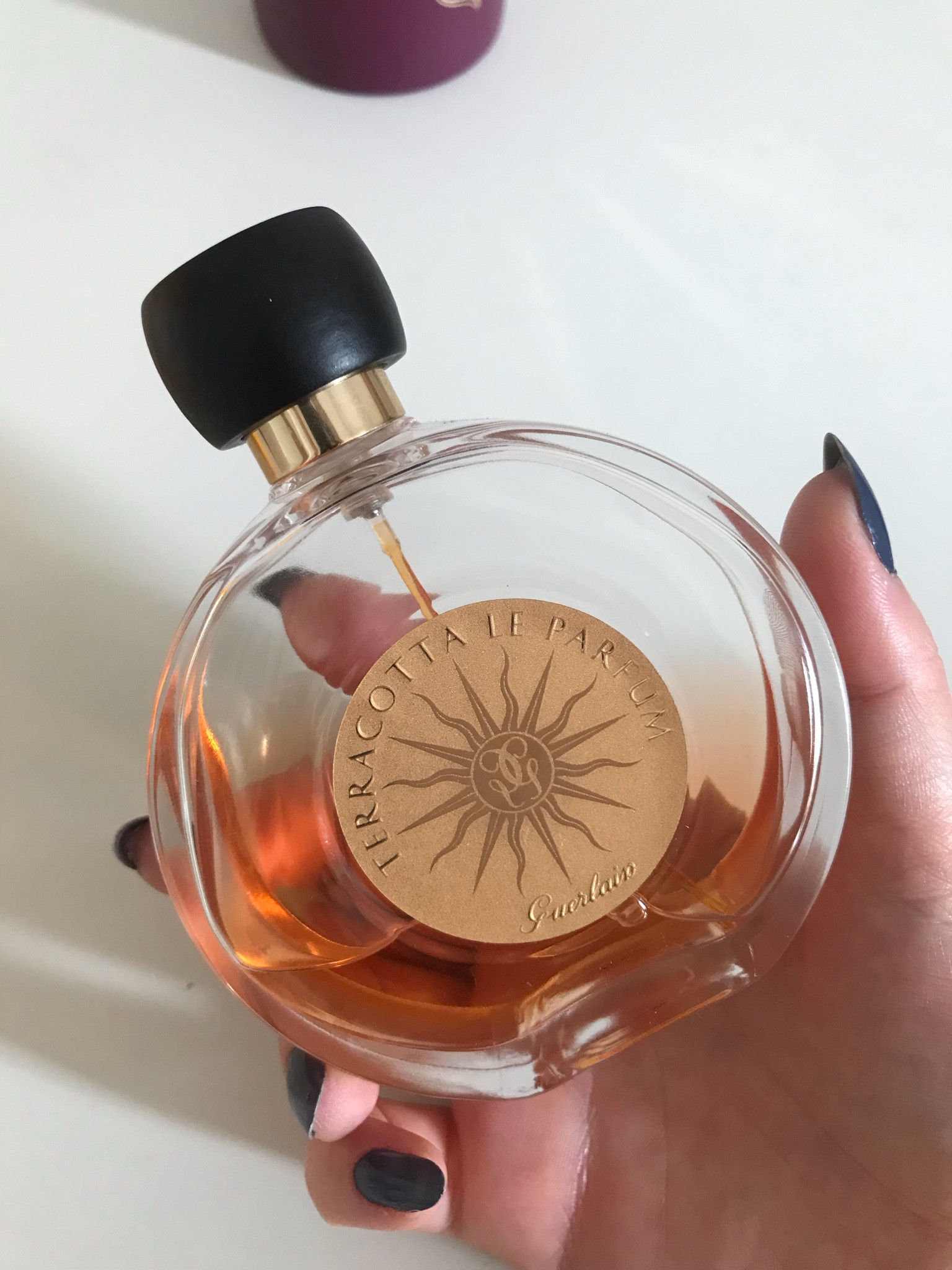 Quem aí quer ter o sol engarrafado? Terracotta de Guerlain é um perfume simplesmente maravilhoso, com notas de coco e flor de tiare  

#LTKbeauty #LTKbrasil