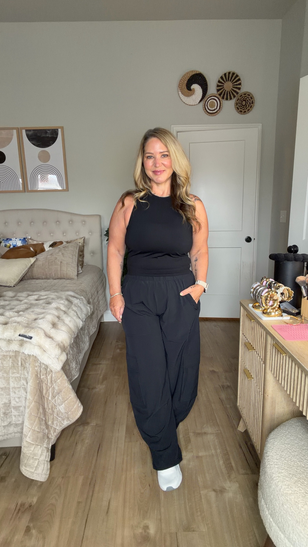 Size large

#LTKMidsize #LTKPetite #LTKOver40