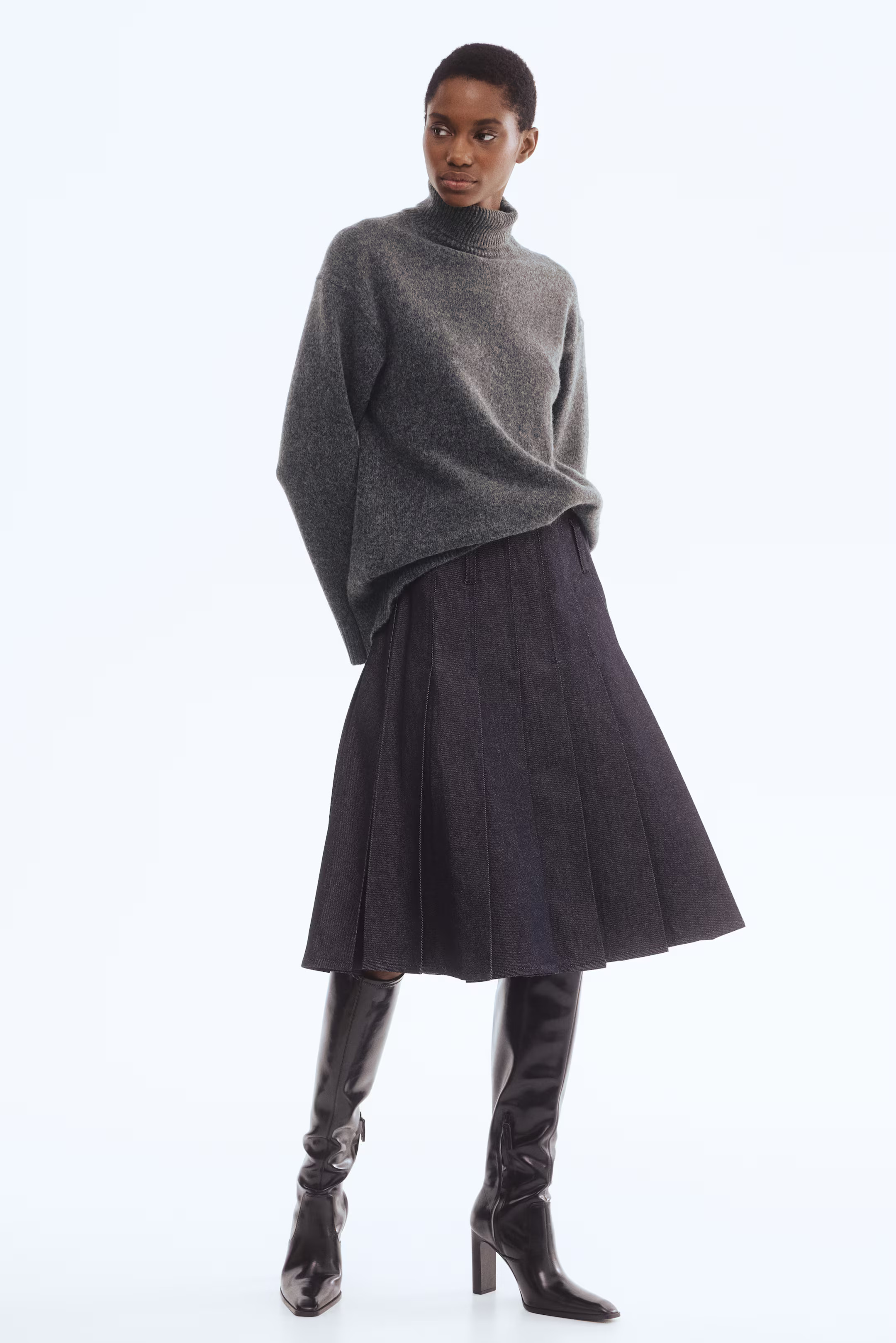 Loose-Fit Turtleneck Sweater | H&M (US + CA)