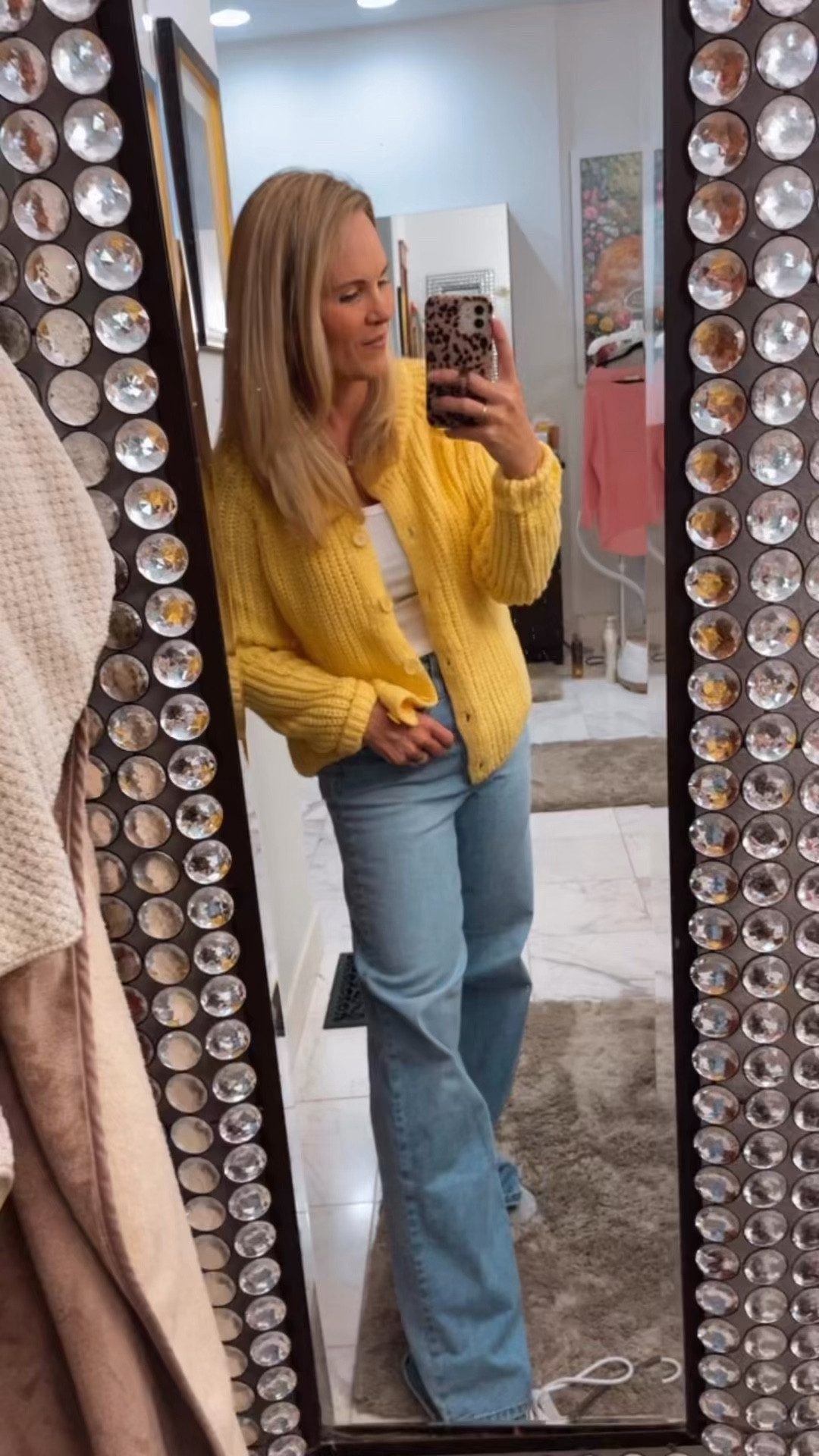 I added this gorgeous yellow color to my collection. I also have this beautiful cardigan and red and green. It’s so cute and it literally goes with everything and it’s a beautiful pop of color. It looks very designer, but it is not. It’s actually super affordable paired with a pair of light denim jeans and then an Aritzia tank top because of course, and then I’m also gonna pair my Steve Madden ballerina shoes with this outfit

#LTKdayinmylife #LTKSeasonal #LTKmomlife