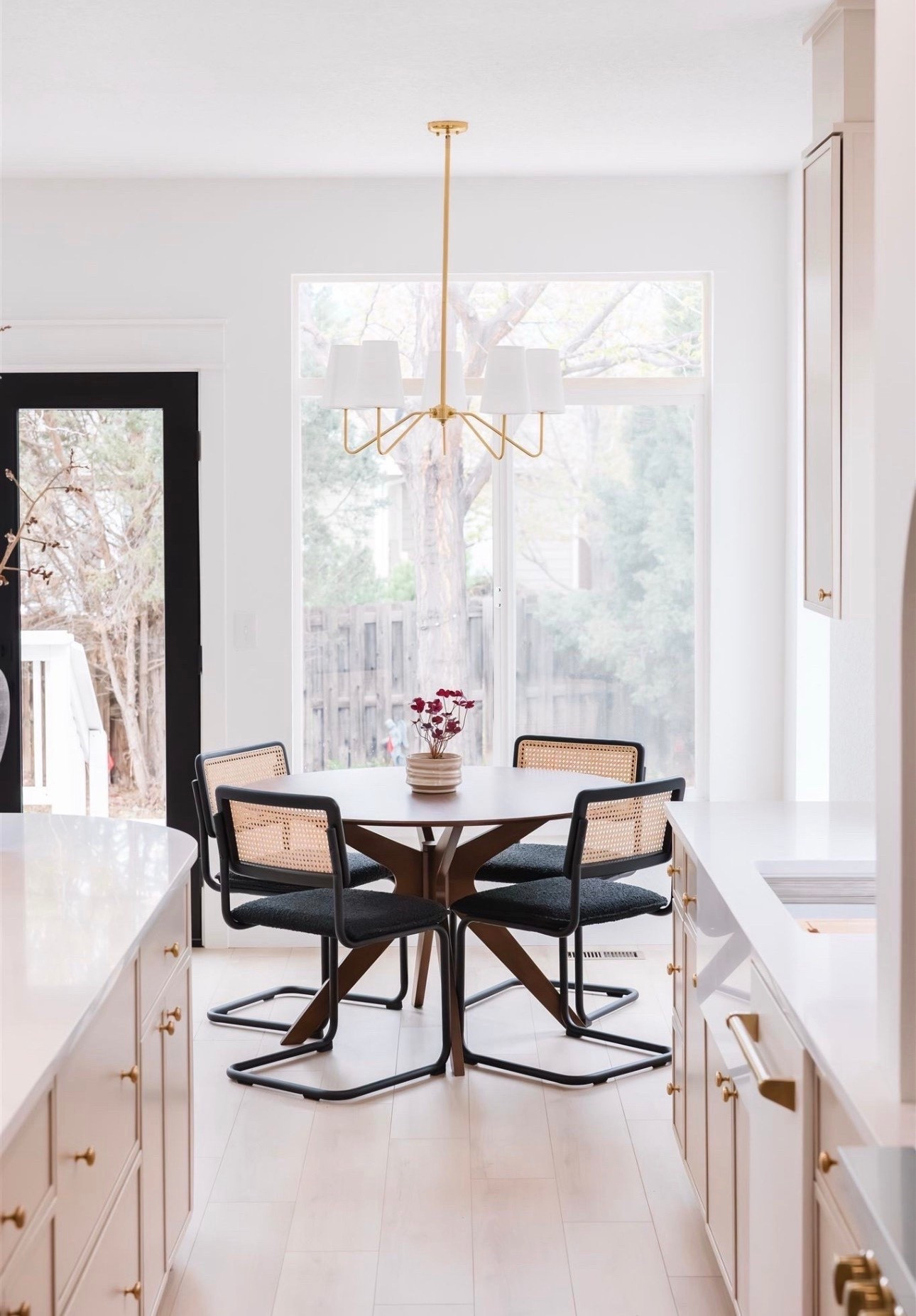 Dining room 
Dining chair 
Kitchen 
Chandelier 
Amazon 
Target 


#LTKHome #LTKdayinmylife #LTKOver40