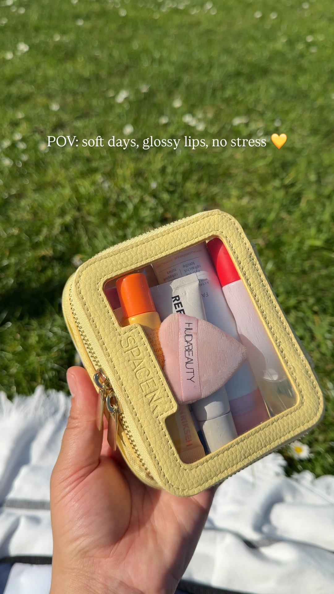 Pack my mini bag for spring 🌸

#LTKsummer #LTKbeauty #LTKspring