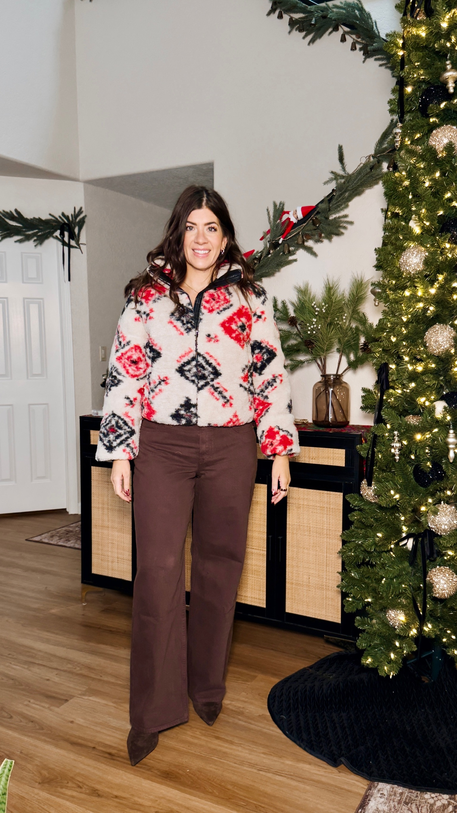 Use code: HOLIDAYRUSH, wearing medium top, 29 curvy long 

Holiday fashion, midsize outfit, fleece, midsize denim, winter fashion, cozy, Christmas 

#LTKMidsize #LTKSaleAlert #LTKHoliday