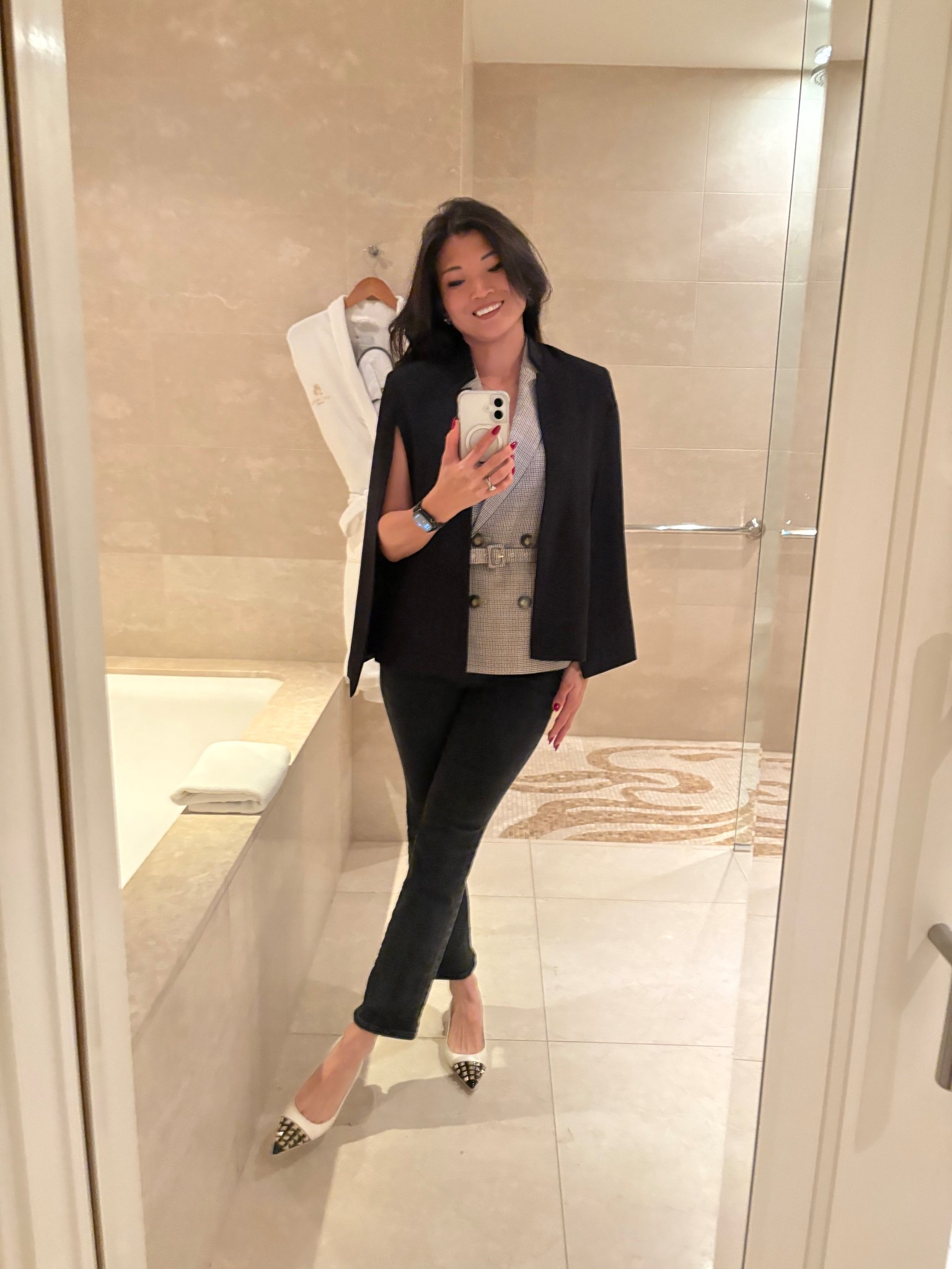 Belted vest that is as versatile as it is stylish from desk to dinner

#LTKWorkwear #LTKTravel #LTKSeasonal