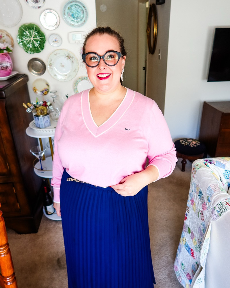 💗 Fall Skirt Season Continues 💙

We’re flipping the color story today — pink on top, navy on bottom! 

This Heritage V-Neck Sweater from Vineyard Vines is one of those pieces that feels as good as it looks. It’s soft, polished, and has that classic preppy fit that layers beautifully over a button-down or stands on its own. I’m wearing an extra large here, and it fits true to size — just the right amount of drape without losing shape. They’re running low on the v-neck, but if you love a classic crew, that version is fully stocked!

The pleated navy skirt is (you guessed it!) another Amazon gem — the same one from my last post, just in a new color. It’s lightweight, flowy, and looks way more expensive than it is. 

I’ve officially declared it “Fall Skirt Season” and already added a few more colors to my cart.

To finish the look, I added a leopard print belt (also from Amazon) for a pop of pattern and kept my cozy pink slippers on because… let’s be honest, this is my work-from-home-fit, but I’m going to be warm and cozy!

💗 Sweater: Vineyard Vines (size XL) 💙 Skirt: Amazon (size XXL, true to size) 🐆 Belt: Amazon 🥿 Slippers: Amazon

Tap to shop the whole look — and a few similar finds I love!
.
.
.
#LTKStyle #LTKFallFashion #LTKCurves #VineyardVines #AmazonFashion #FallOutfitInspo #HighLowStyle #PreppyChic #DinnerPartyAtHome
