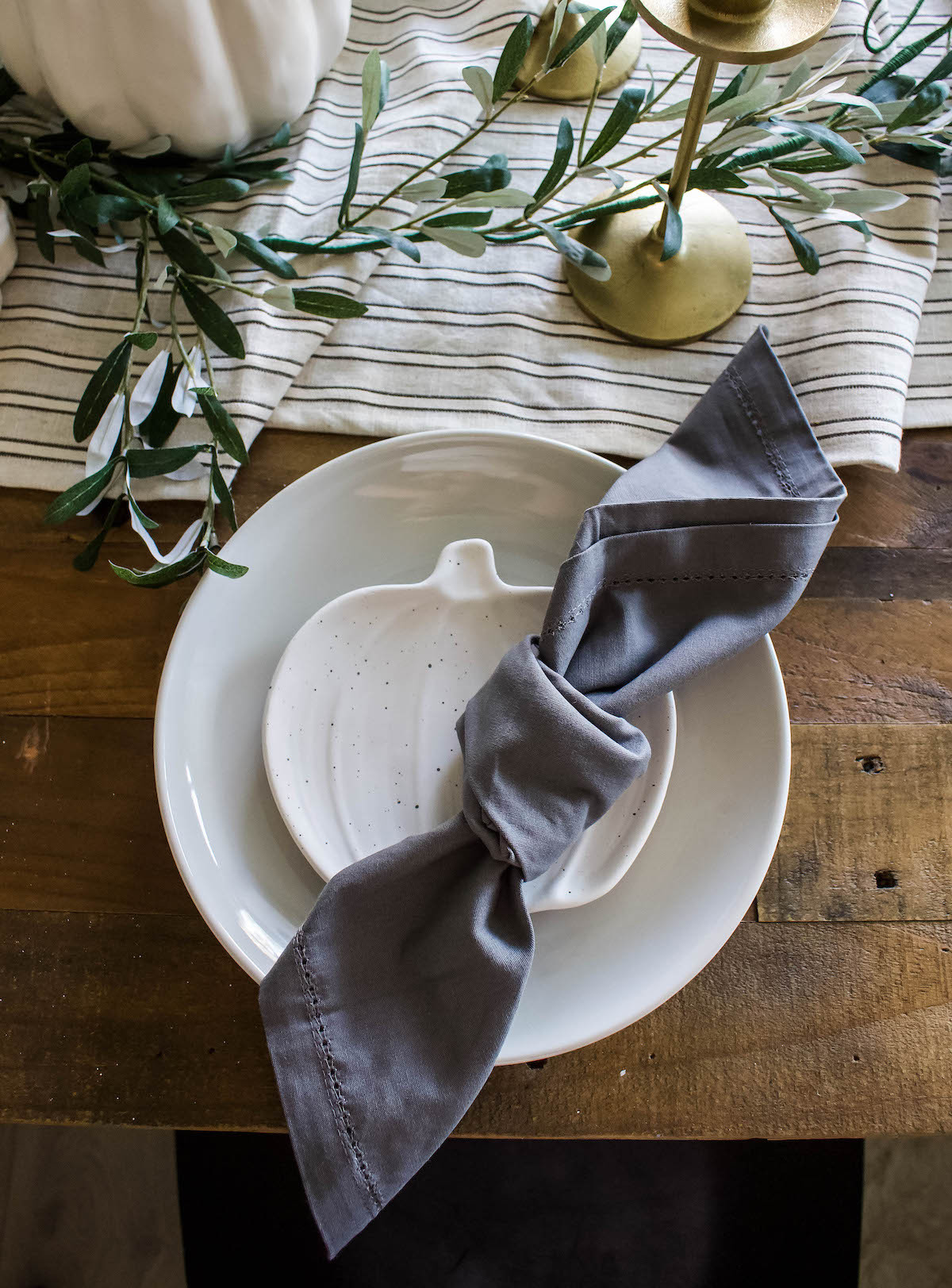 Still loving this simple Thanksgiving table set up from a few years ago! 

thanksgiving dishes, serving dishes, dark brown dishes, fall dishes, fall serving, holiday dishes 

 #LTKHoliday #LTKSeasonal #LTKHome