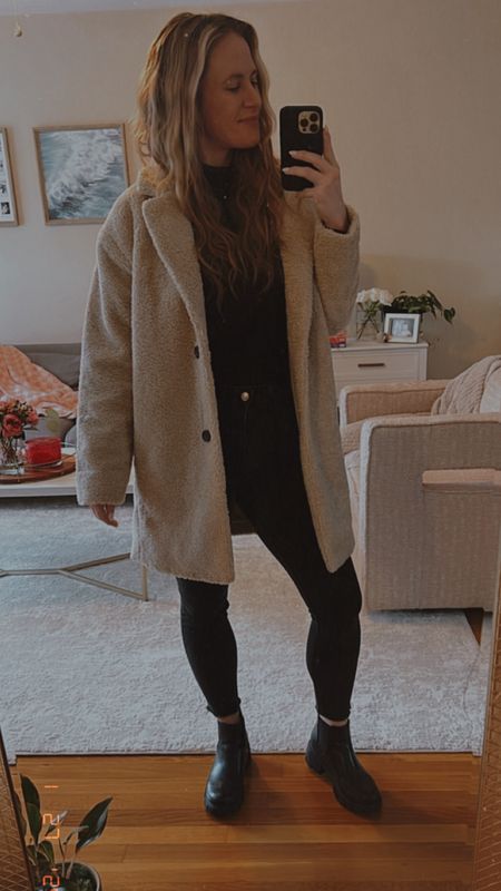 Cute Winter Outfit | Oversized Teddy Coat Outfit

#LTKSeasonal