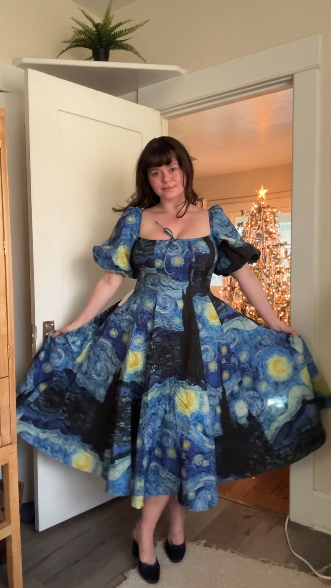 I don’t want dresses that are trendy for one season. I want dresses that make me feel like I could be a heroine in a novel from another century. #midsize #dress #romantic #hourglass #timeless 

#LTKStyleTip #LTKGiftGuide #LTKMidsize
