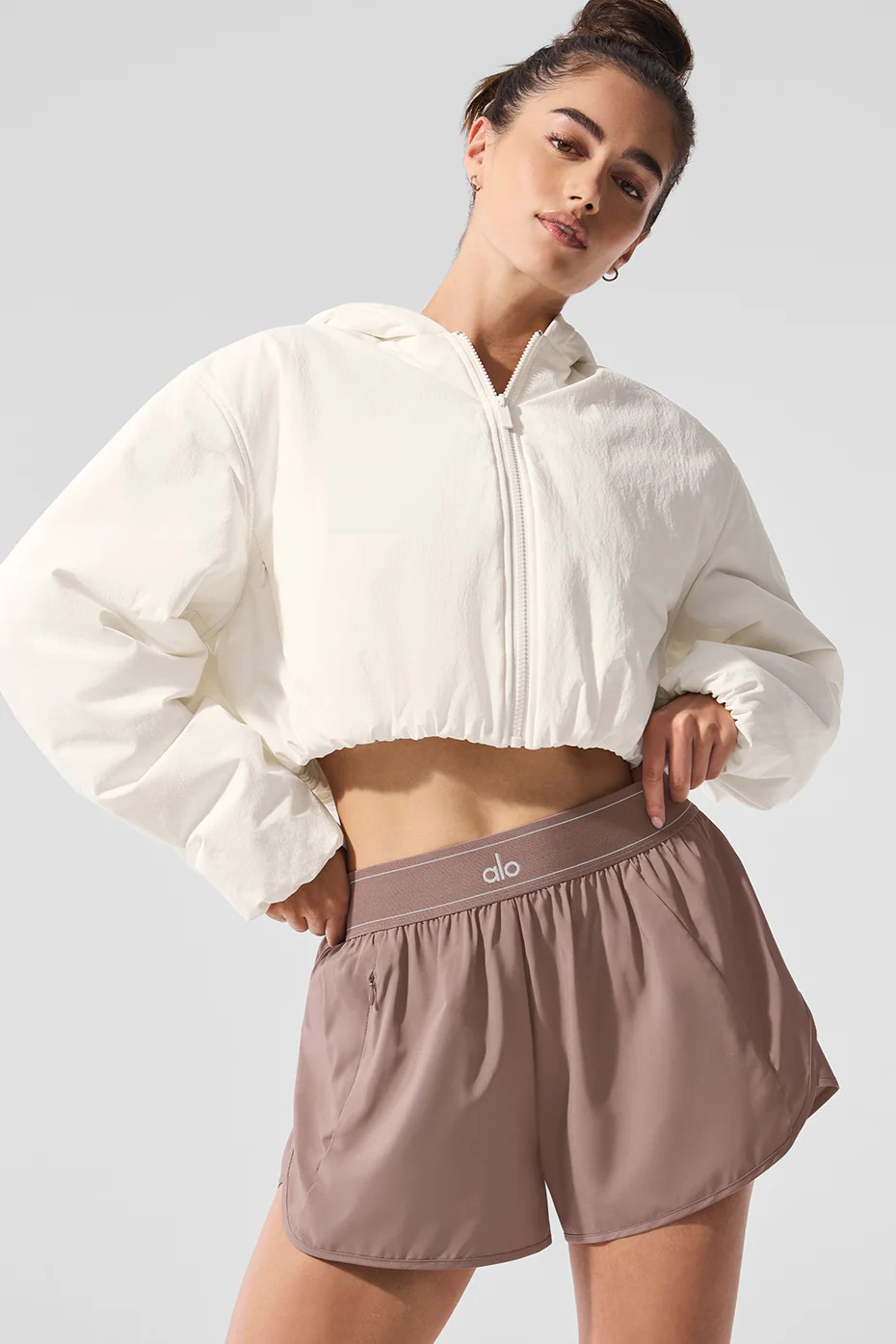 Alo Yoga� | Cropped Mountain Peak Full-Zip Hoodie in Ivory White, Size: Small | Alo Yoga (US)