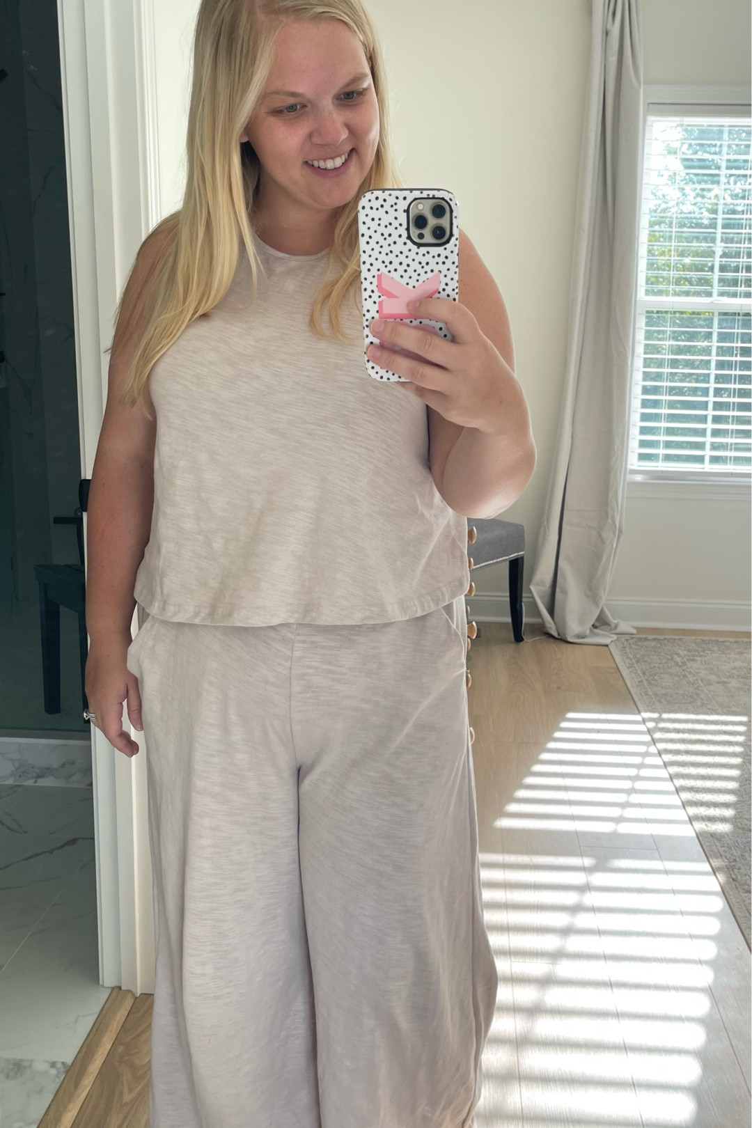 First time wearing this and I love it. Threw on a jean jacket with it this morning! Less than $20.



#LTKstyletip #LTKfindsunder50 #LTKSeasonal