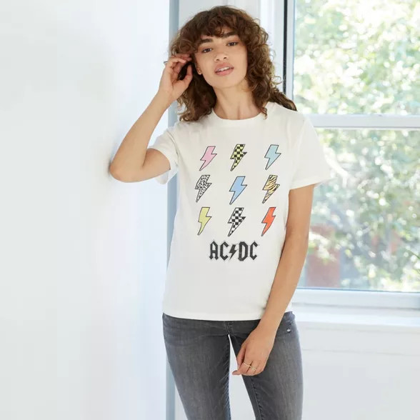 Women's AC/DC Lightning Bolt Boyfriend Short Sleeve Graphic T-Shirt - Cream | Target
