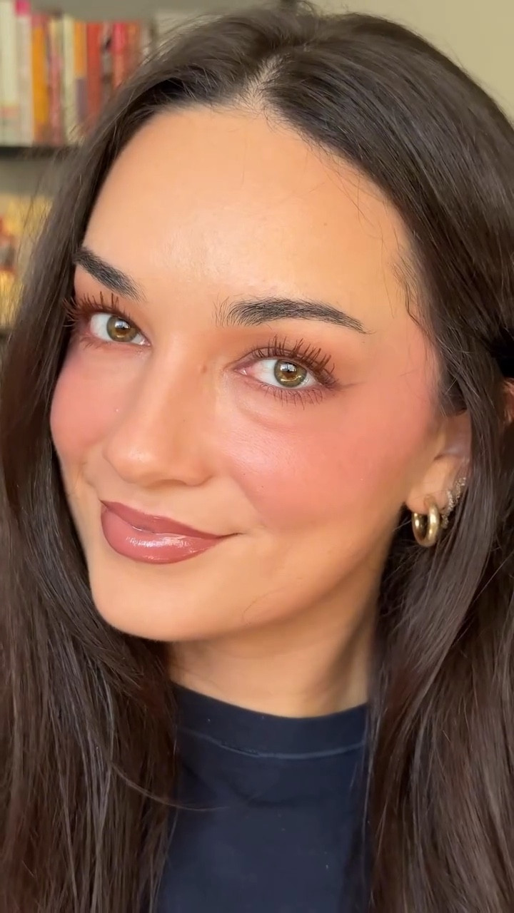 dream team two step combo for making brownish eyes pop & bringing out any hazel/green ✨ 

I’ve always loved the chocolate shade of this @personacosmetics eyeliner but the plum shade paired with their brown tubing mascara is 🤌🏼