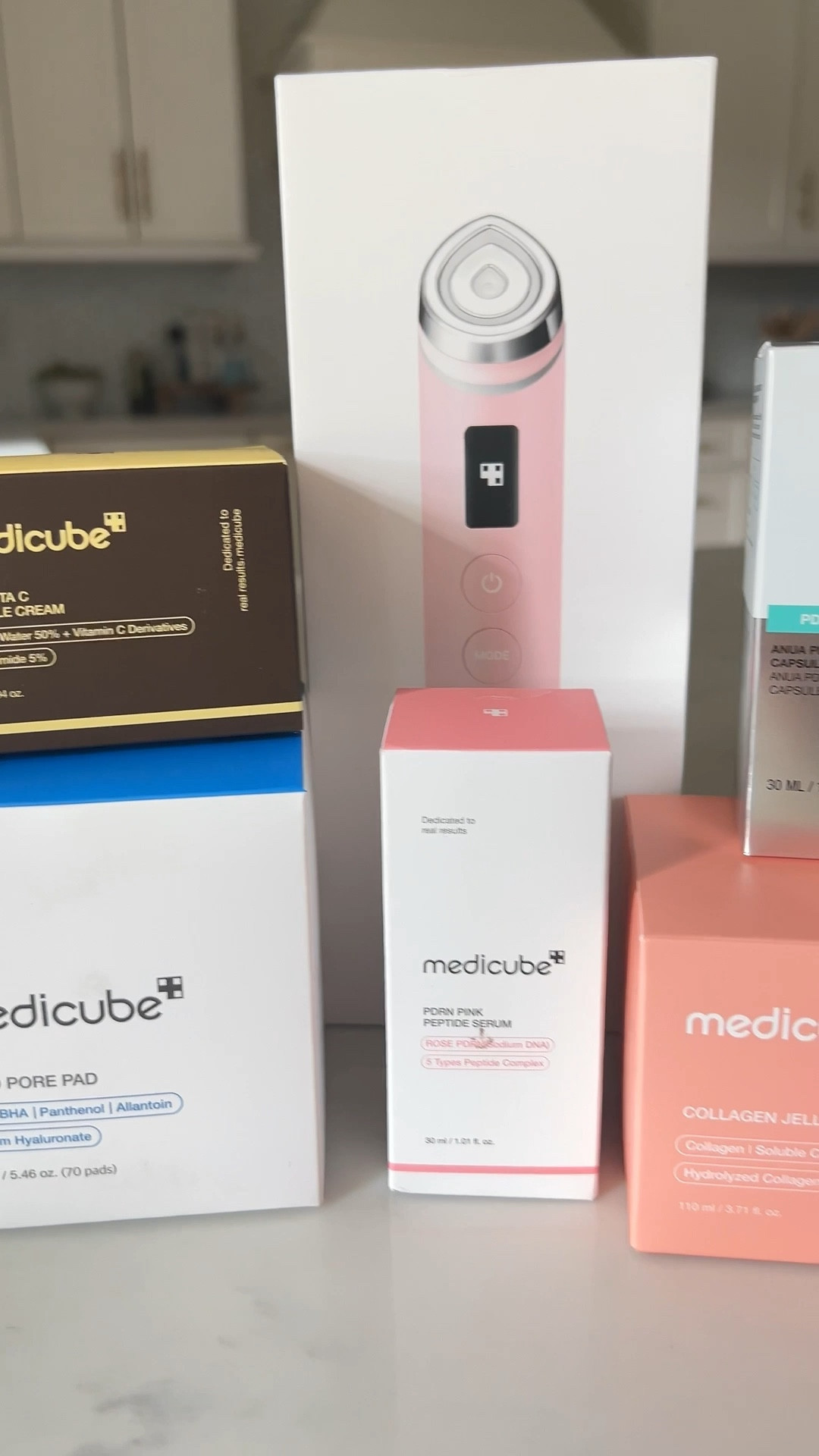 Glowy skin doesn't happen by accident, it happens by applying your holy grail favorite consistently. And these new beauty finds are it for me!

medicube, ANUA, skincare routine, beauty faves, product reco, self love, skincare tips, face massager

#LTKSeasonal #LTKFindsUnder50 #LTKBeauty
