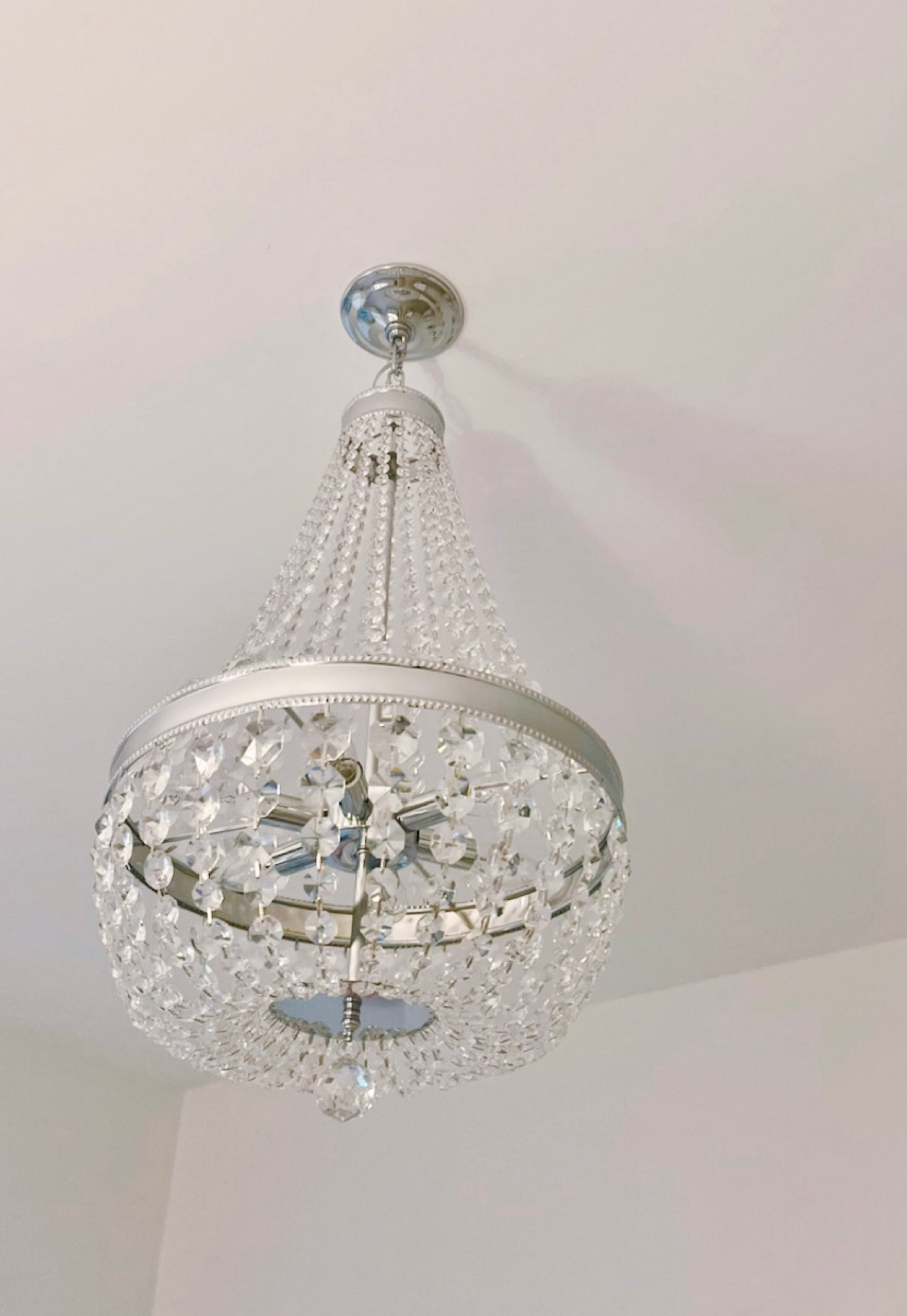 my chandelier!!

#LTKFind #LTKhome #LTKGiftGuide