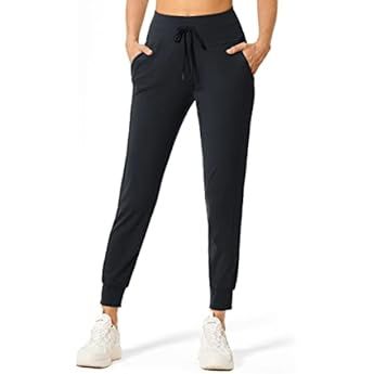 Amazon Essentials Women's French Terry Fleece Jogger Sweatpant (Available in Plus Size) | Amazon (US)