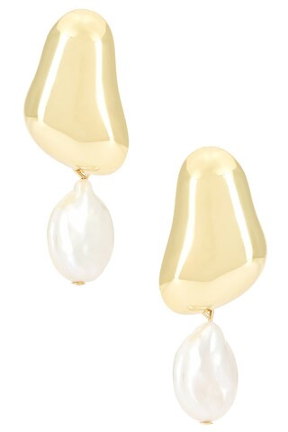 SHASHI Carter Pearl Drop Earring in Gold & Pearl from Revolve.com | Revolve Clothing (Global)