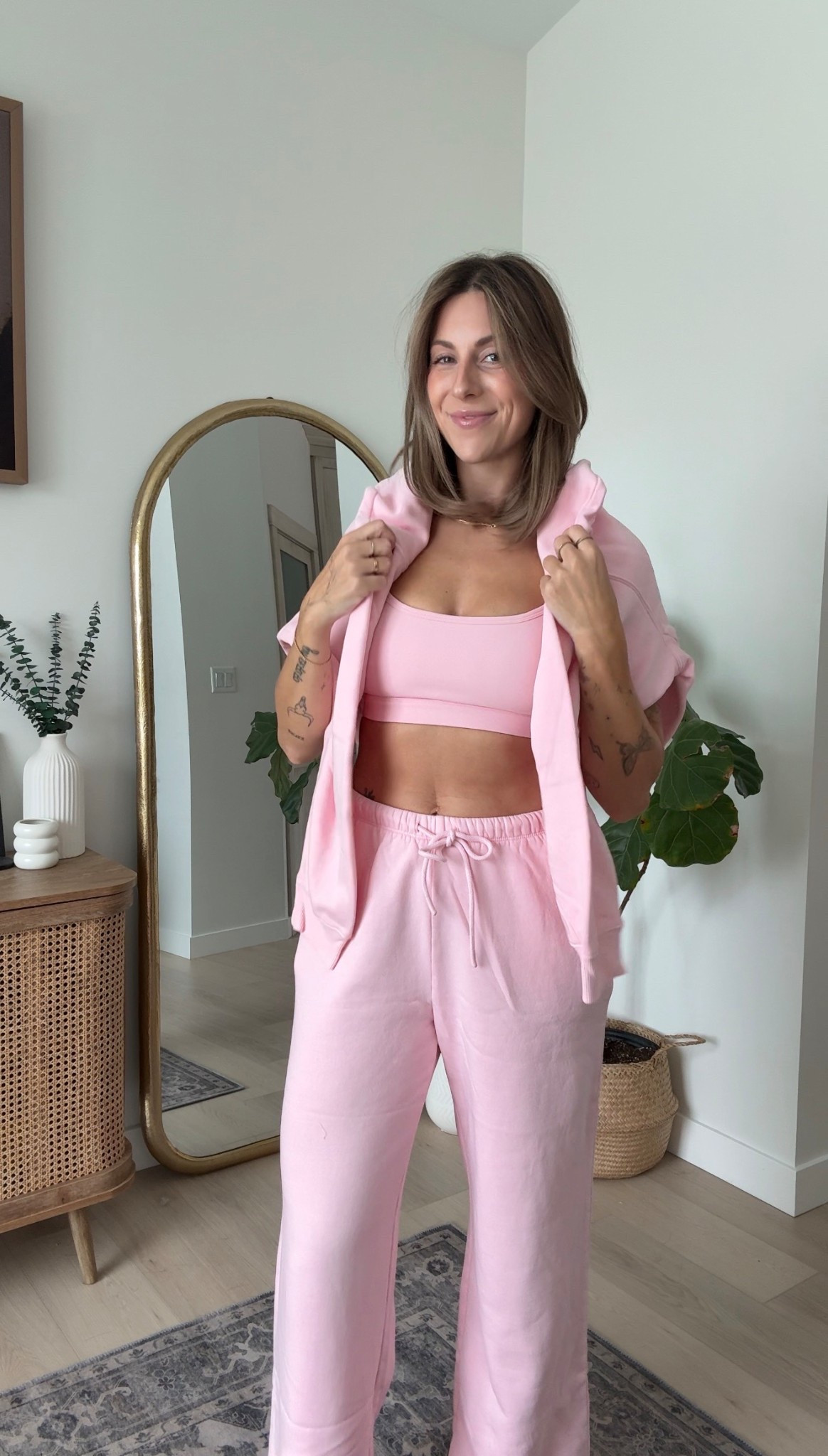 This pink colour from ARDENES is STUNNIN’ 
Wearing size medium for all 

#LTKcanada