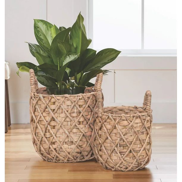 Better Homes & Gardens 9" & 11" Natural Water Hyacinth Basket Planter Set of 2 - Walmart.com | Walmart (US)