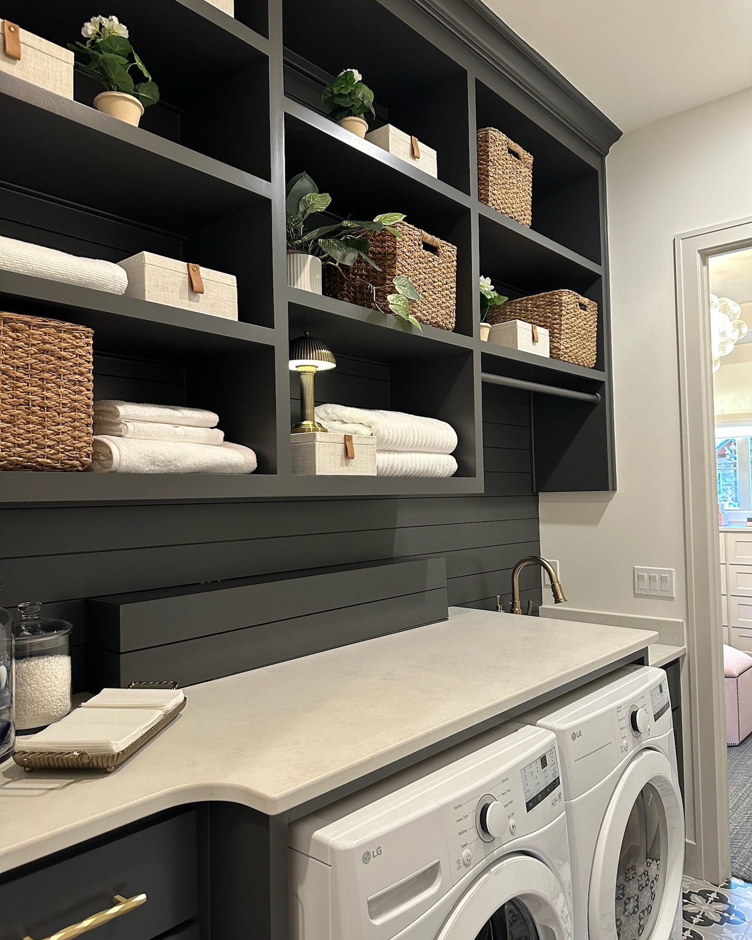 A stylish laundry room for my “A Stylish State of Mind” project! 🪄

#styleandgraceinteriors #home #house #interiordesign #interiordesigner #laundryroom # remodel #builtins #demo

#LTKHome