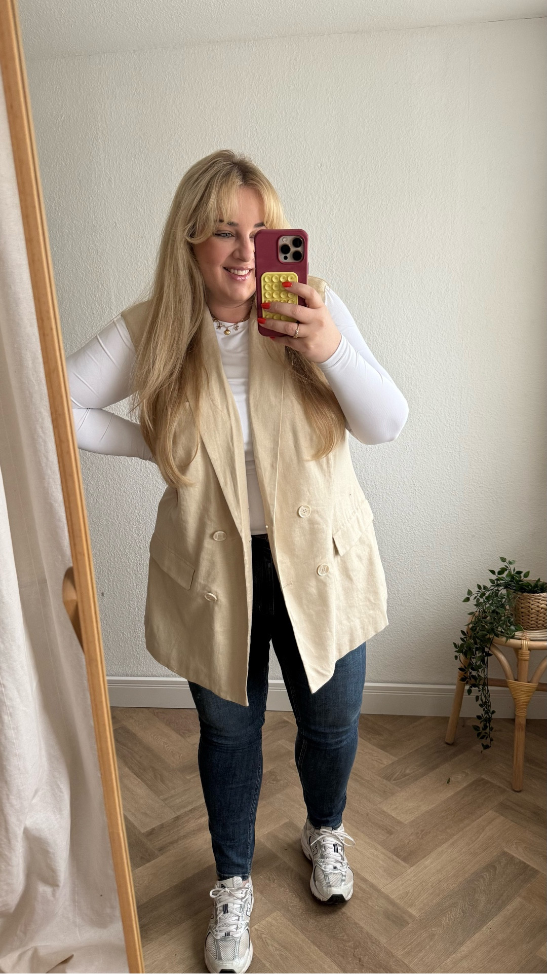 OOTD ✨

#skinnyjeans #denim #weste #frühlingsoutfit #plussizefashion  

#LTKstyletip #LTKplussize #LTKspring