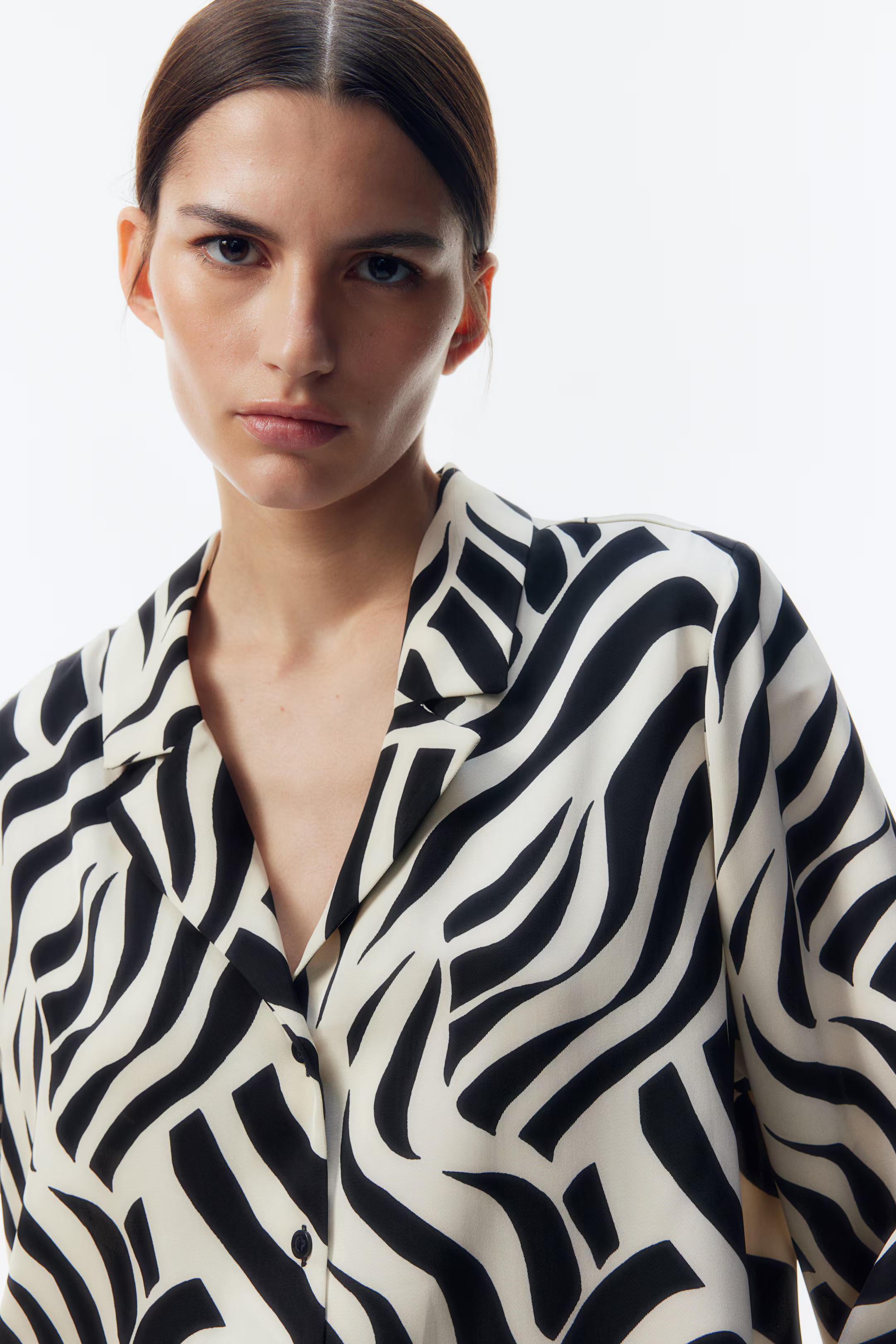 Twill Resort Shirt - Black/patterned - Ladies | H&M US | H&M (US + CA)