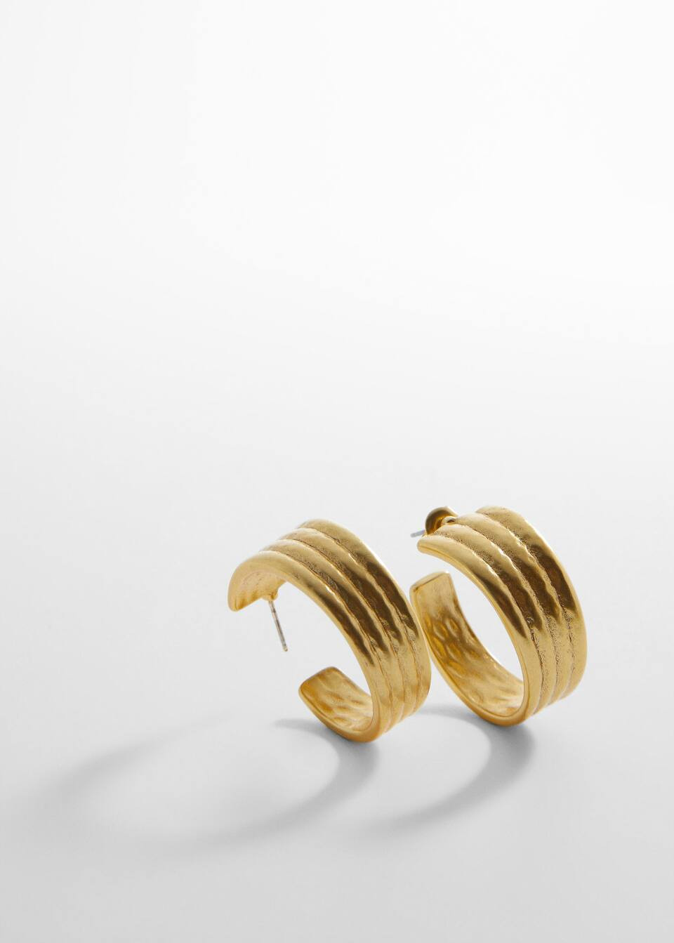 Embossed hoop earrings | MANGO (US)