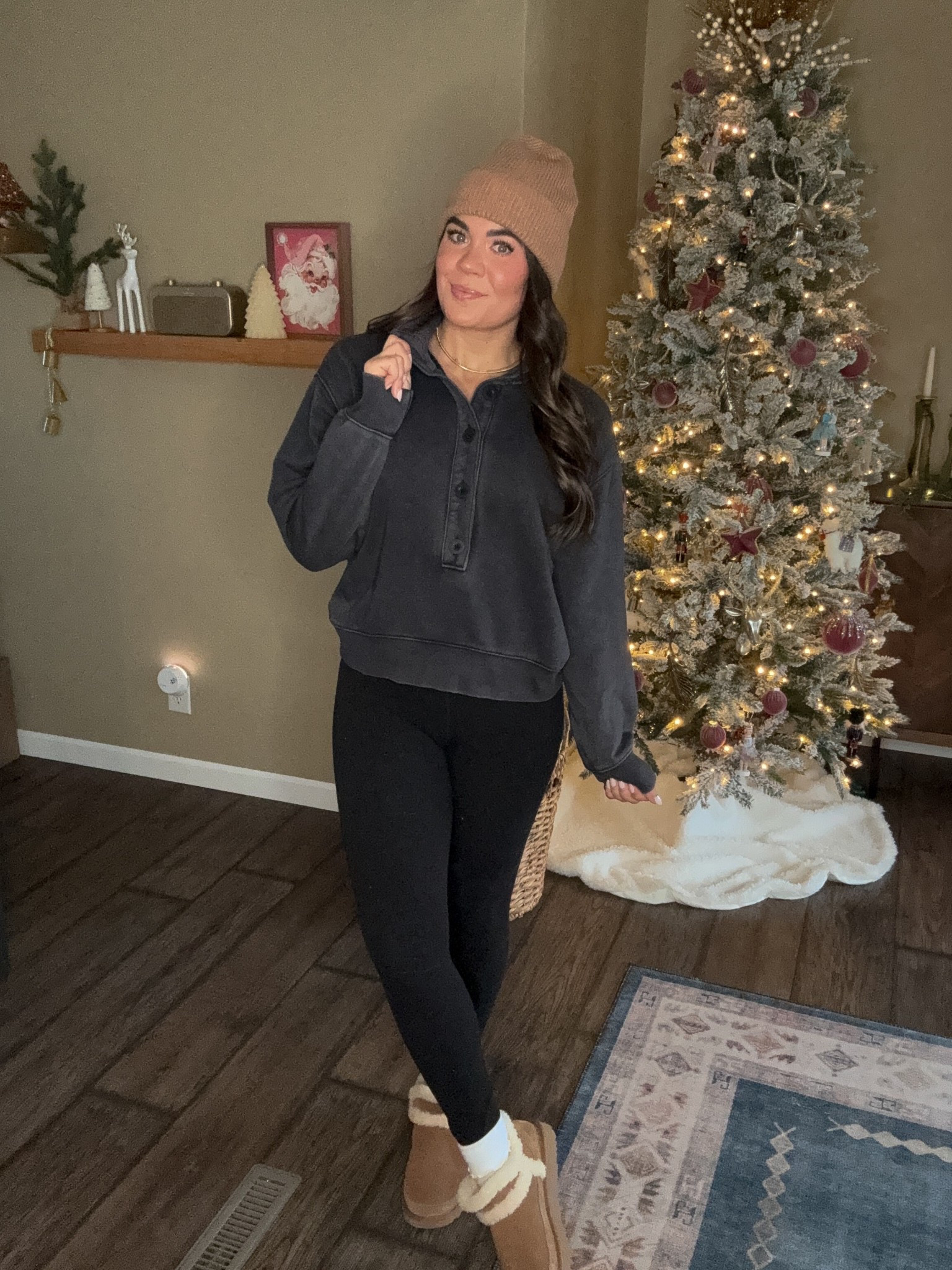 Size medium sweatshirt

#LTKSaleAlert #LTKHoliday #LTKCyberWeek