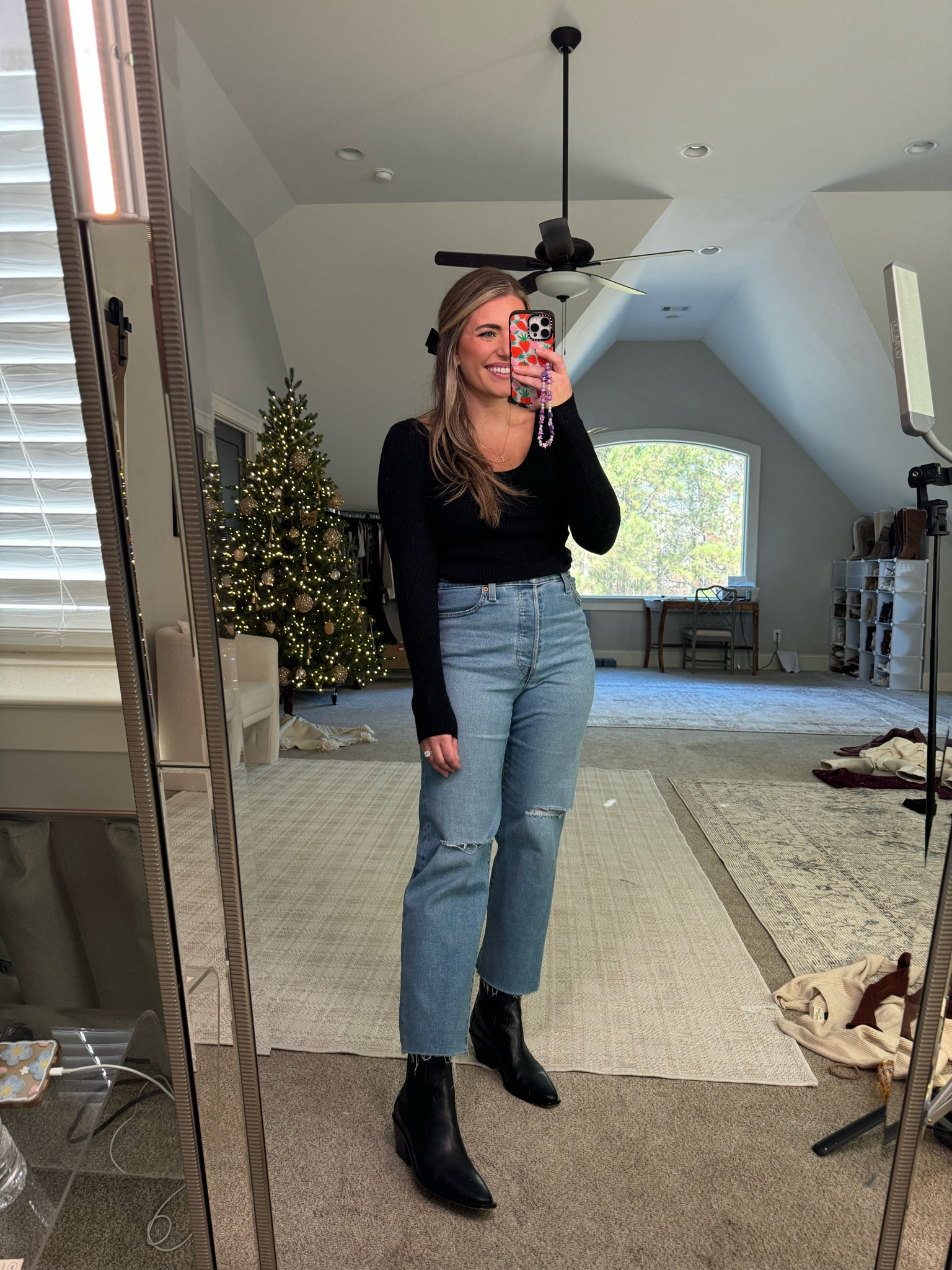 The best basic tee! So soft. Love the ribbed texture. TTS - M 

@target @targetstyle #ad #targetpartner #target #targetstyle

#LTKHoliday #LTKfindsunder50 #LTKstyletip