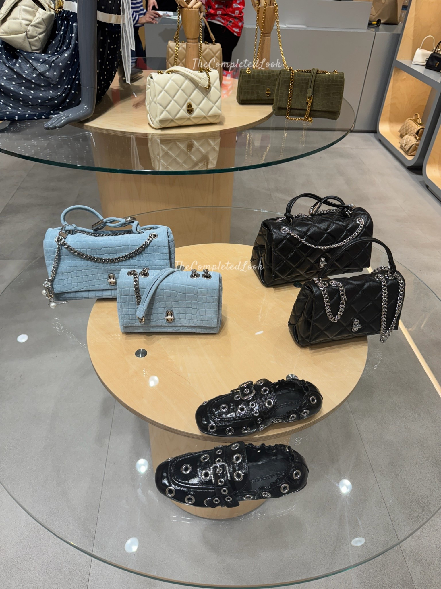 More dual bags from Marc Jacobs ! #marcjacobs #dualbag #trendybags 