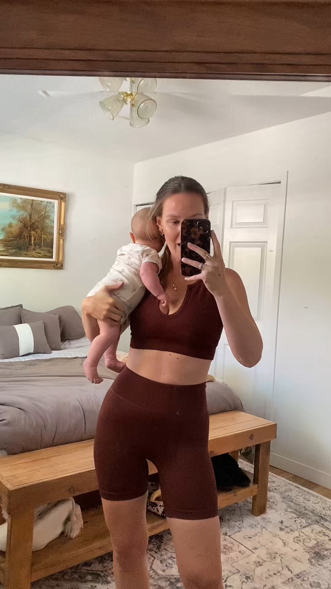 Amazon workout set 
Wearing a size mediumm

#LTKstyletip #LTKsummer #LTKfitness