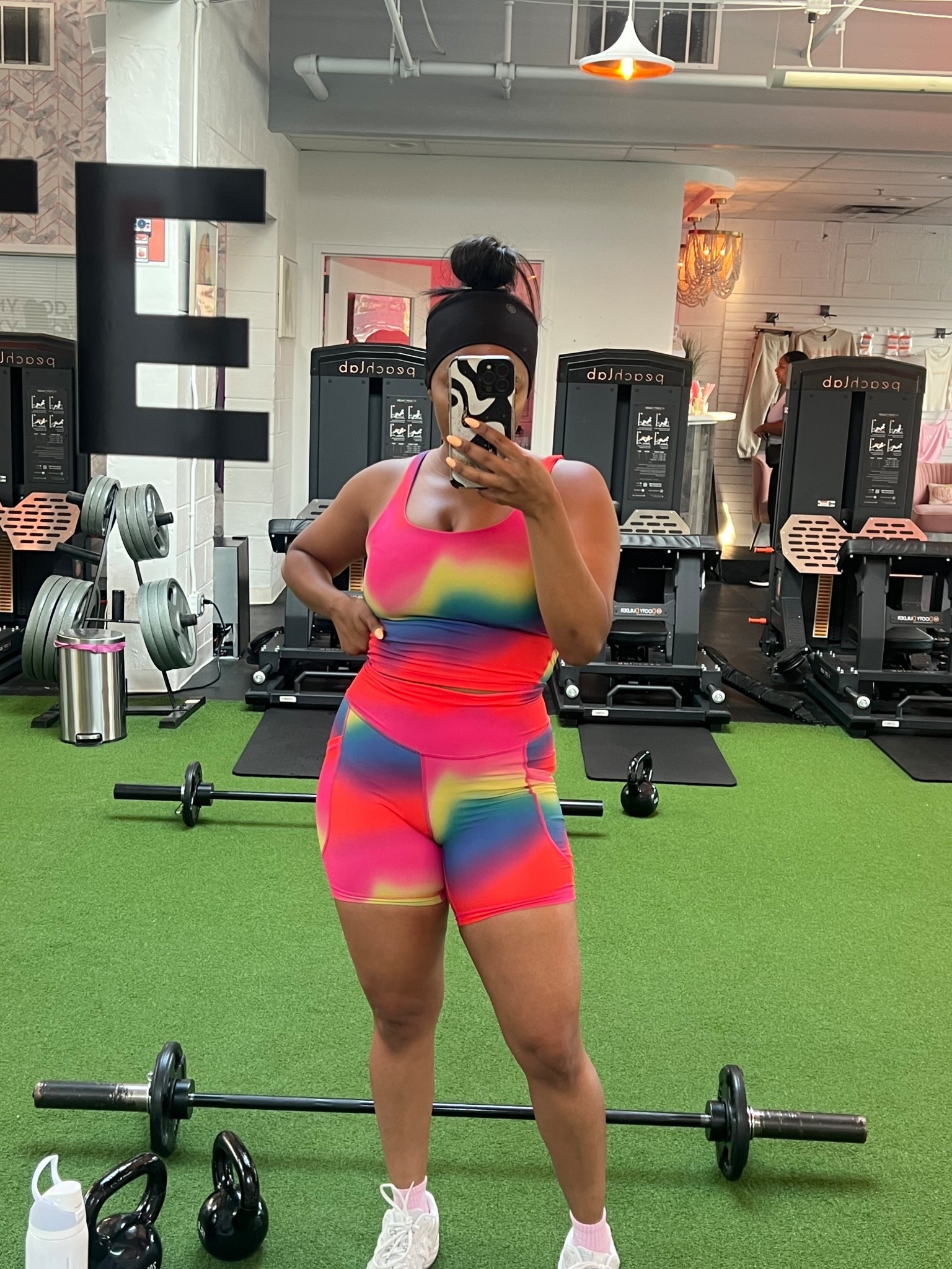 Workout but make it cute! I love wearing things that I love to the gym! It keeps me motivated. 💕

Wearing a size medium in both the top & bottom! 

Workout gear | fitness | athletic wear | active wear | affordable gym clothes | two piece workout sets 

#LTKFindsUnder50 #LTKActive #LTKPetite
