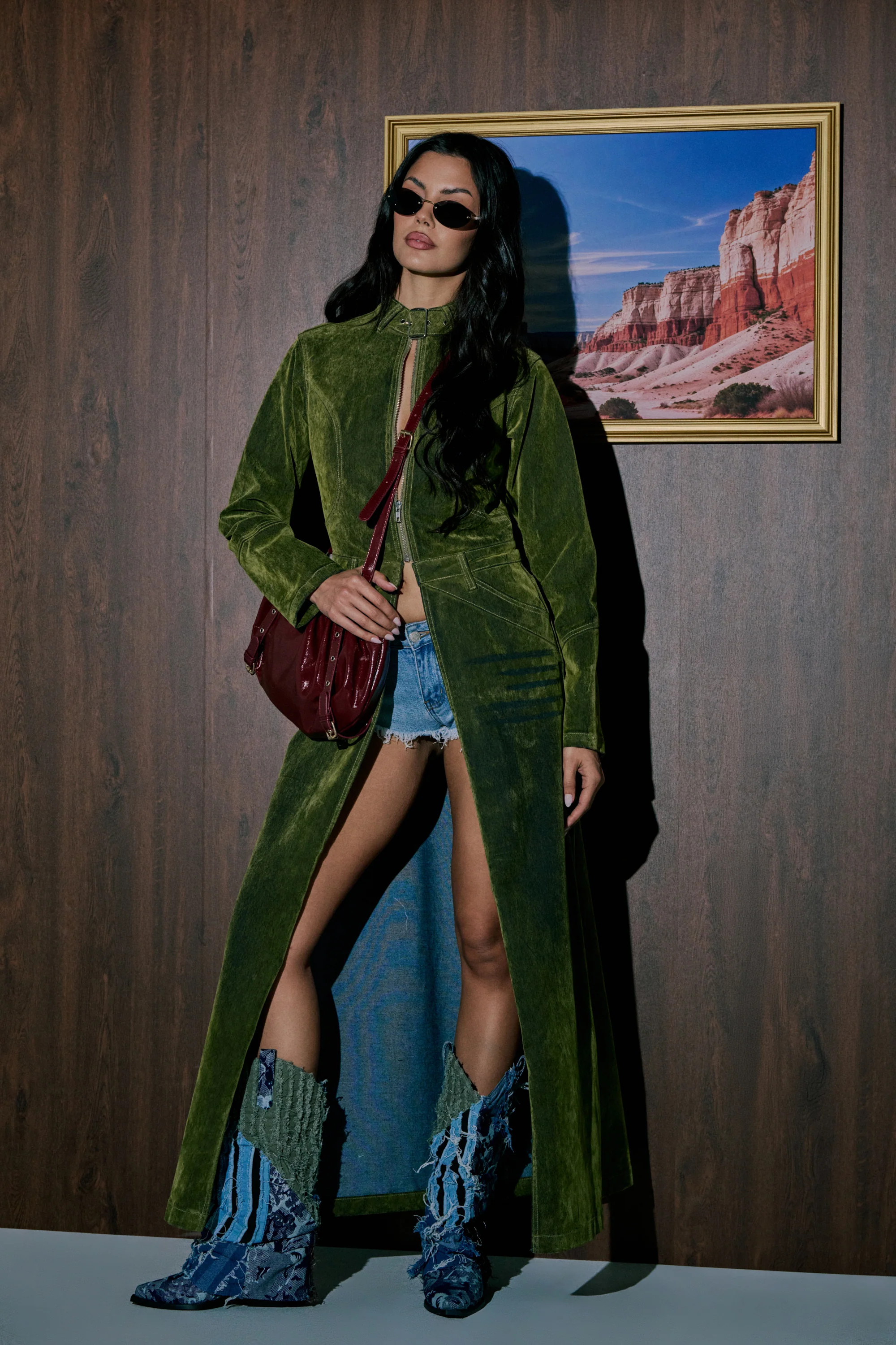 VALERIE VELVET EFFECT TRENCH IN GREEN | AKIRA