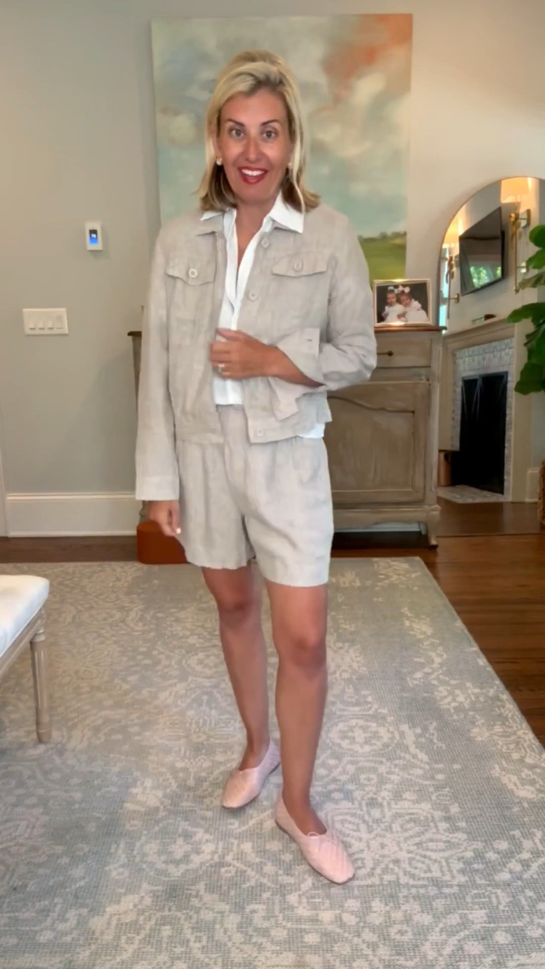 You know the drill… sweating in the parking lot and freezing the second you walk inside. Rounding up the outfits
I will reach for all summer: easy pieces with a layer for when the AC is working overtime.
Tops, sweater, jacket, dresses size XS
Shorts size s
Shoes- size down to 7 (usually 8)
@quince #quincepartner