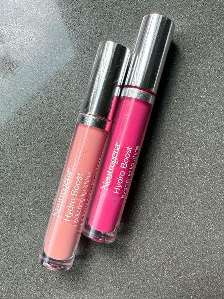 I love these $8 glosses more than my Victoria Beckham ones. Today’s combo is vibrant raspberry with ballet pink. Also love radiant rose and coral.

#LTKbeauty