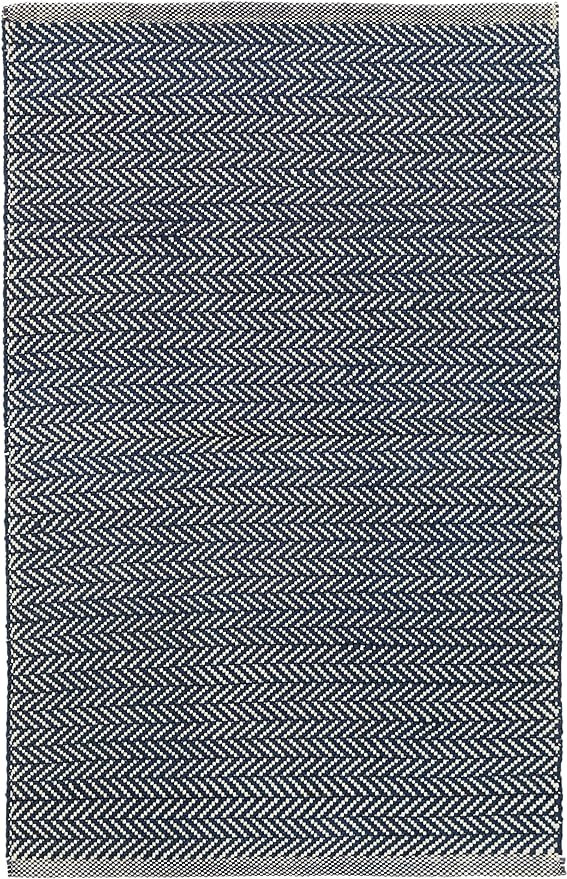 Dash and Albert Herringbone Accent Rug - 2.5' x 8' Indigo - Herringbone Pattern Handwoven Cotton ... | Amazon (US)
