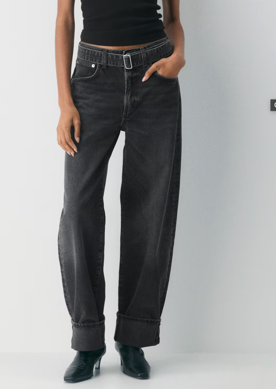 Classic with a cool edge 🖤 these black cuffed jeans add effortless polish to any look. Perfect for styling with heels or sneakers. #BlackJeans #LTKStyle #ChicBasics #EffortlessStyle 

 #LTKstyletip #LTKjeans #LTKFashionMonth