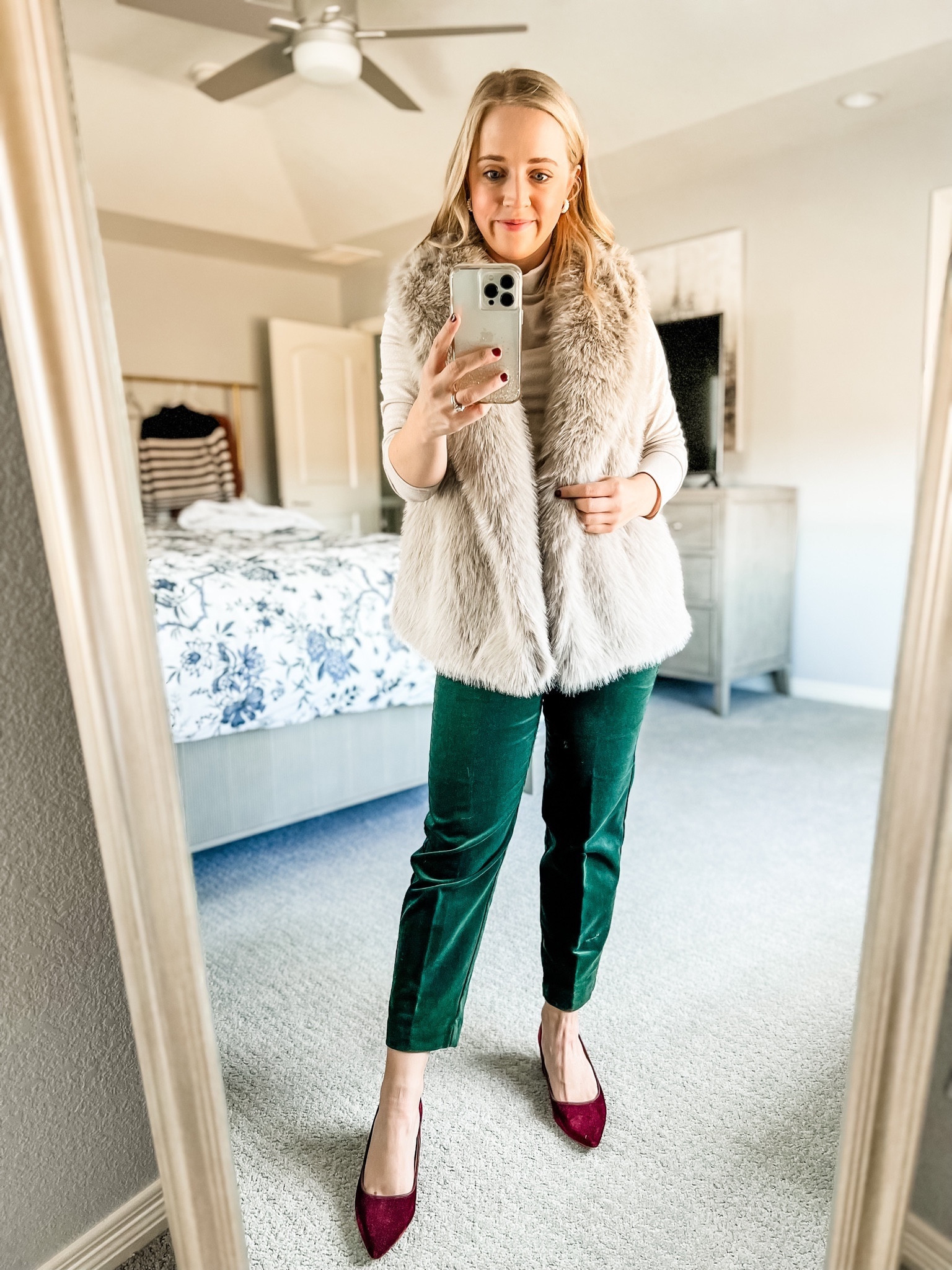 Wearing xs/small in this faux fur vest. Paired with skinny velvet pants size 4 petite. Pants fit true to size. Winter outfit. Holiday outfit. Winter fashion. Festive fashion. Petite. Petite outfit. 

#LTKHoliday #LTKsalealert