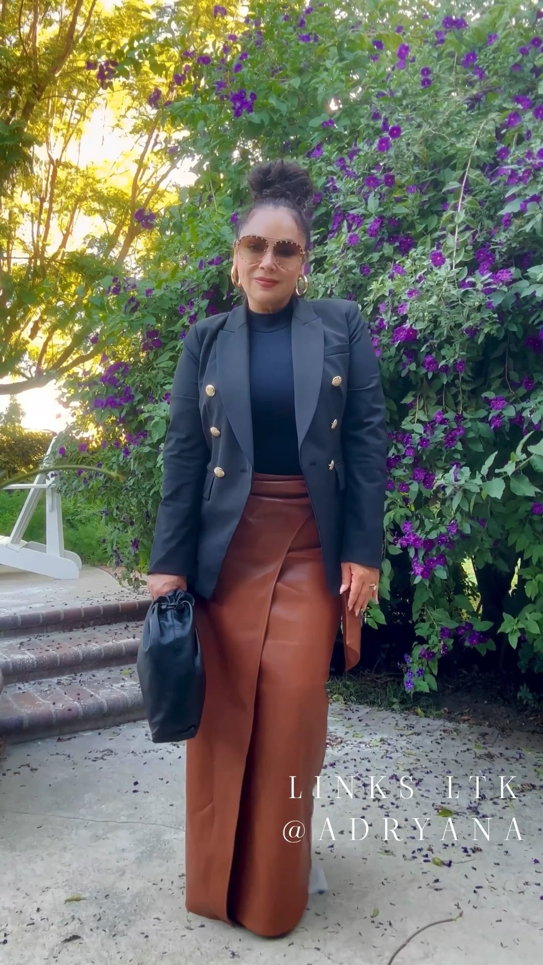 ✨ STYLE OVER 50: Putting Your Best Foot Forward ✨
Every day is a new chance to show up for you. Getting dressed isn’t about impressing anyone—it’s about reminding yourself that you matter. So throw on something that makes you smile, stand a little taller, and walk into the day feeling like your best self. 💛

#StyleOver50 #over50 #MidlifeStyle #Over50andFabulous #FashionOver50



#LTKMidsize #LTKOver40 #LTKFindsUnder50