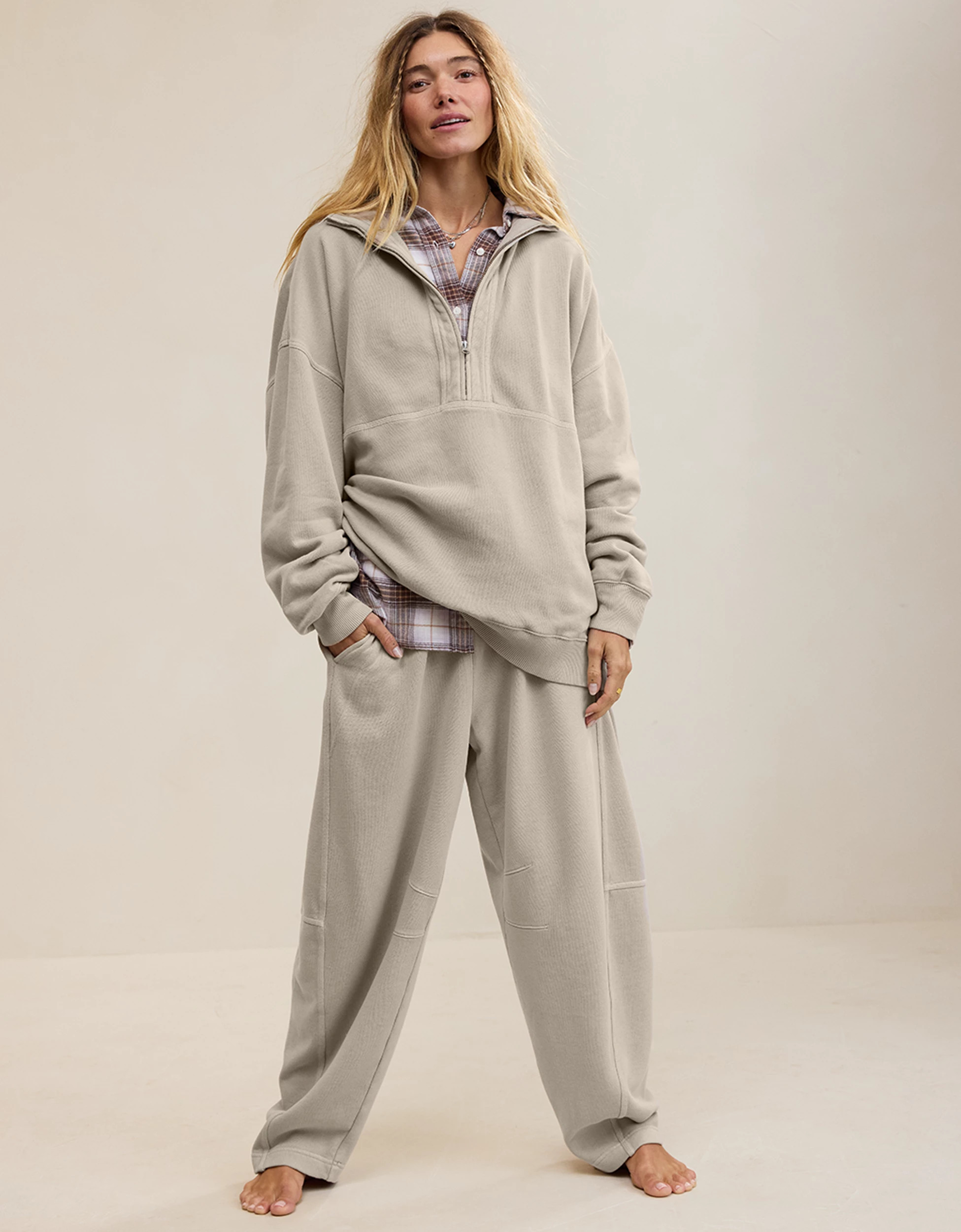 Aerie Oh Zip! Barrel Pant | American Eagle Outfitters (US & CA)