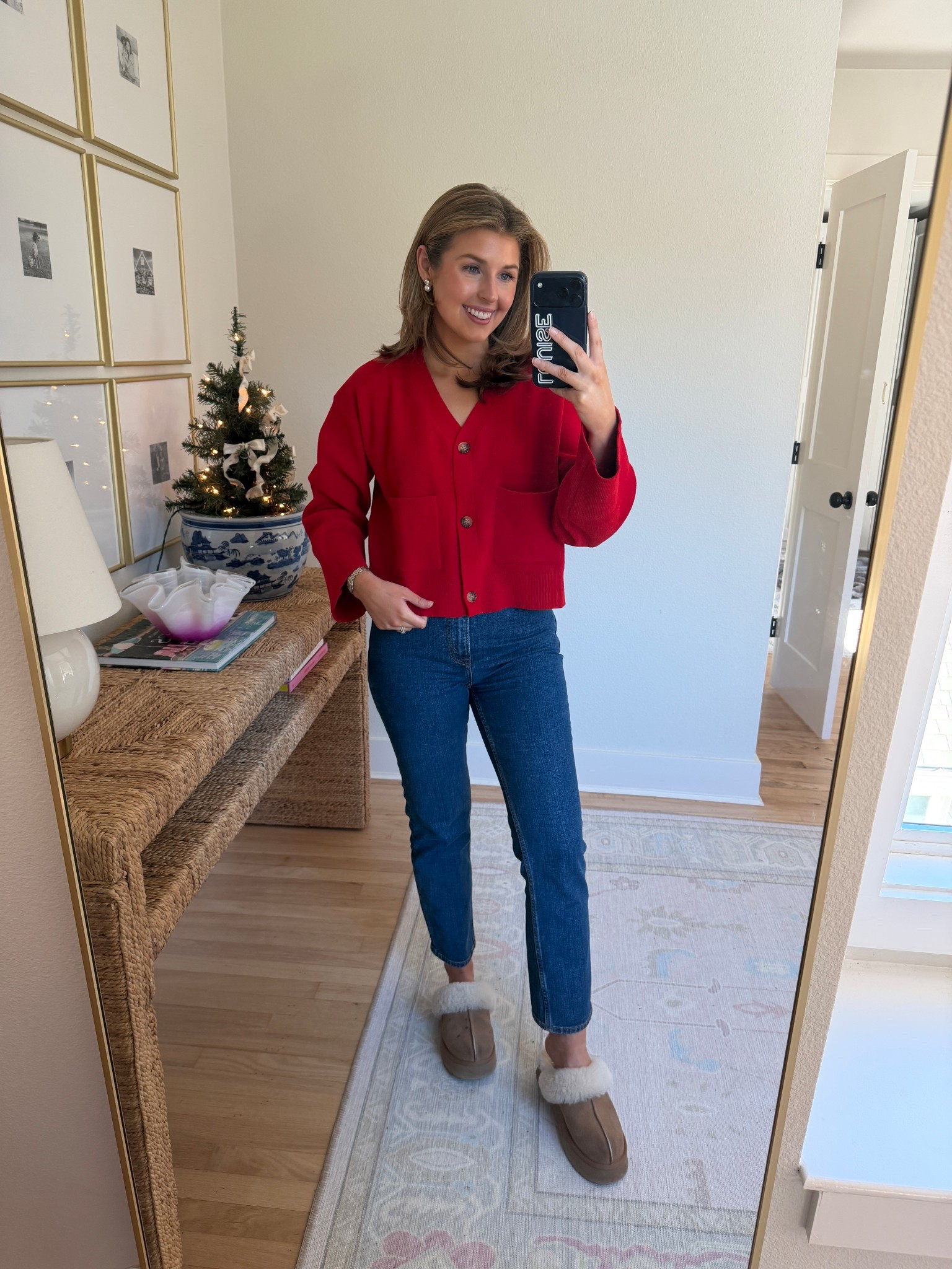 WFH fit today! Wearing a S in sweater (part of a set!) and 26 in jeans 