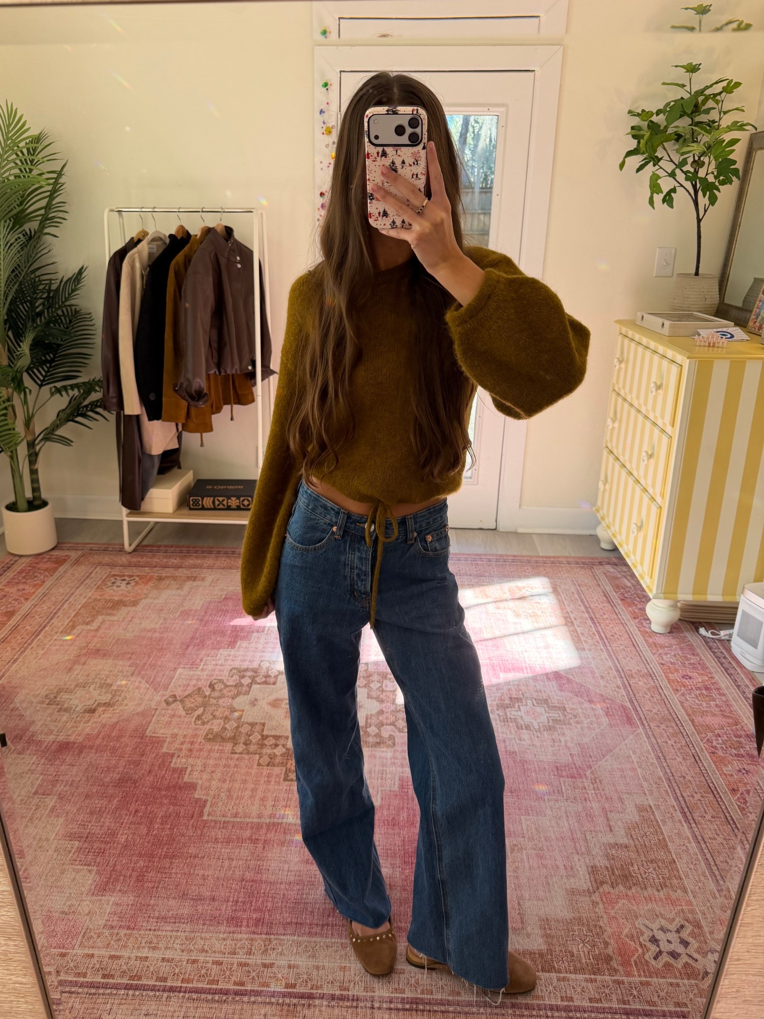 Cozy outfit of the day!!! Wearing a 23 in the parke jeans 

#LTKFindsUnder100 #LTKootd #LTKHoliday