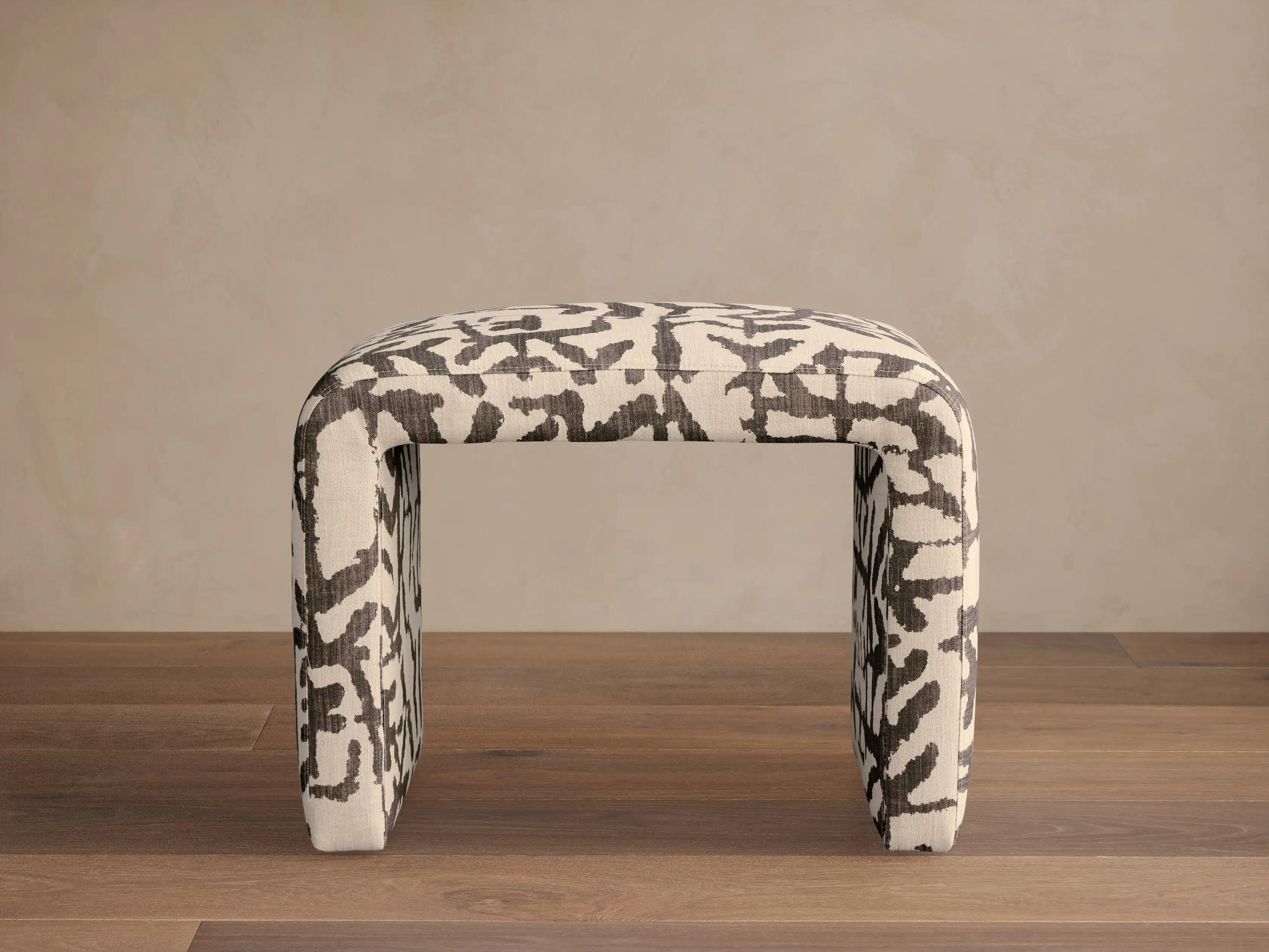 Ryan Ottoman | Arhaus