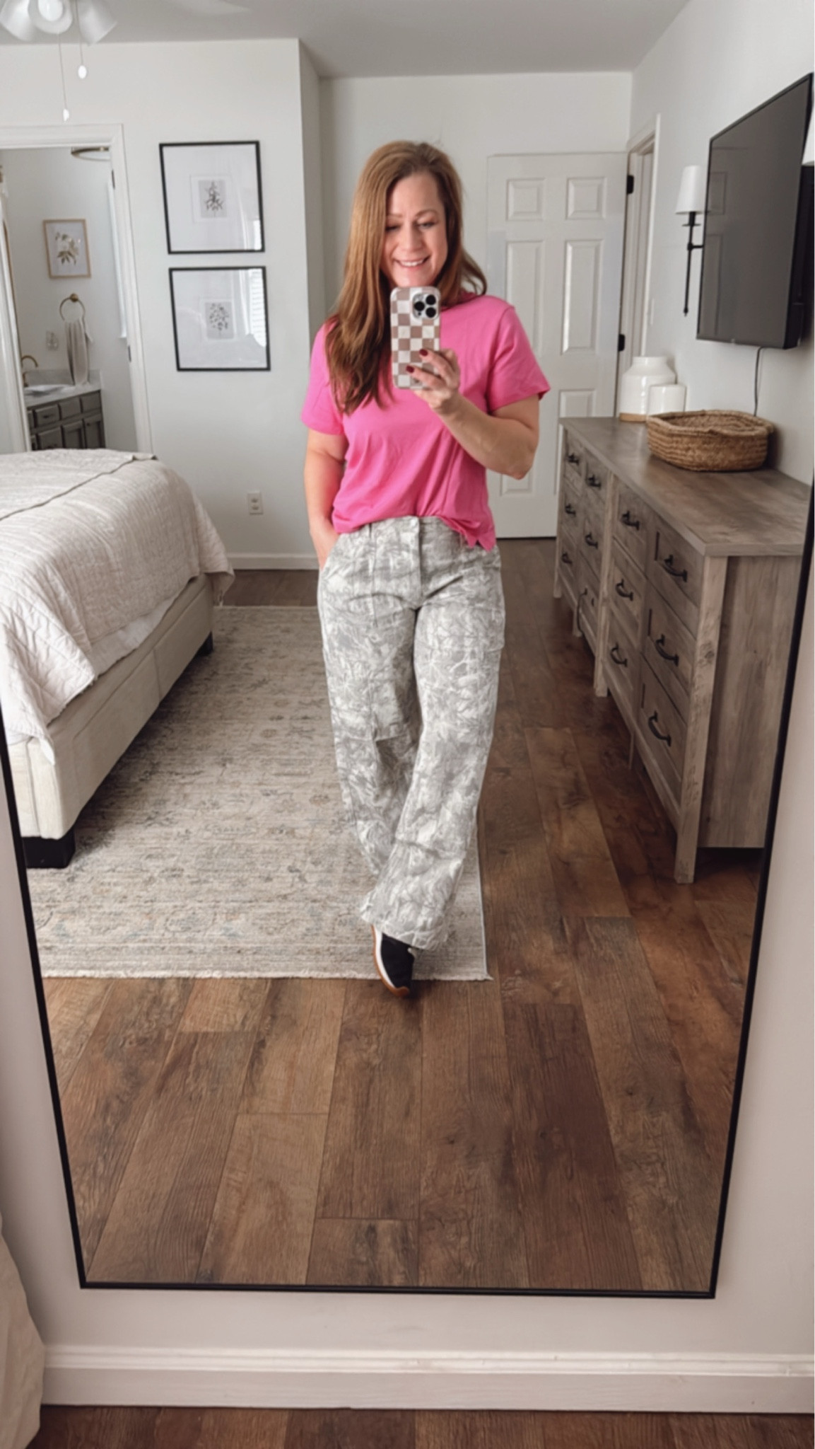 My favorite wide leg cargo pants now come in short and tall lengths, and new color options!!!!


#LTKFindsUnder50 #LTKPetite #LTKMidsize