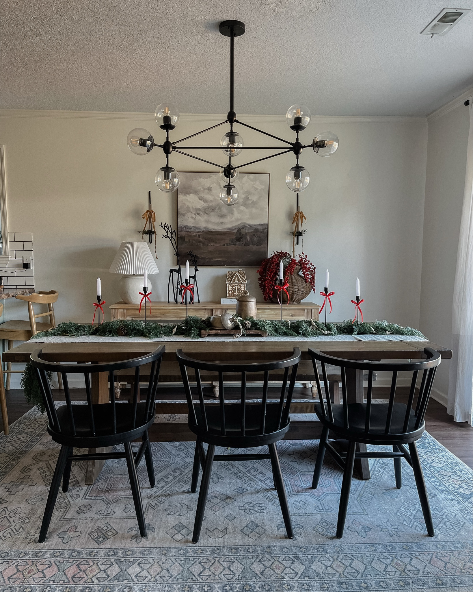 Christmas tablescape idea

#LTKHome #LTKHoliday #LTKGiftGuide