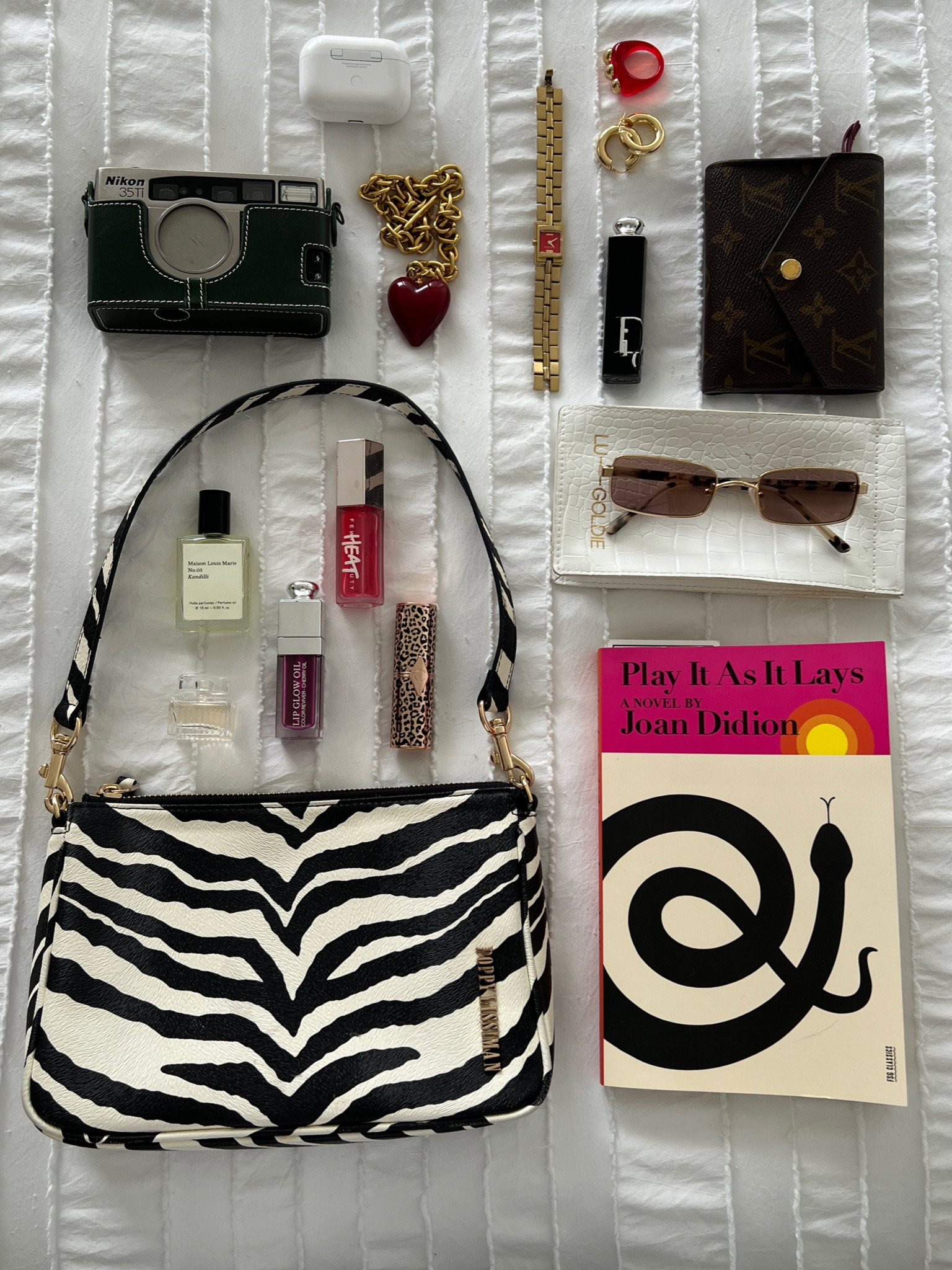 bag essentials