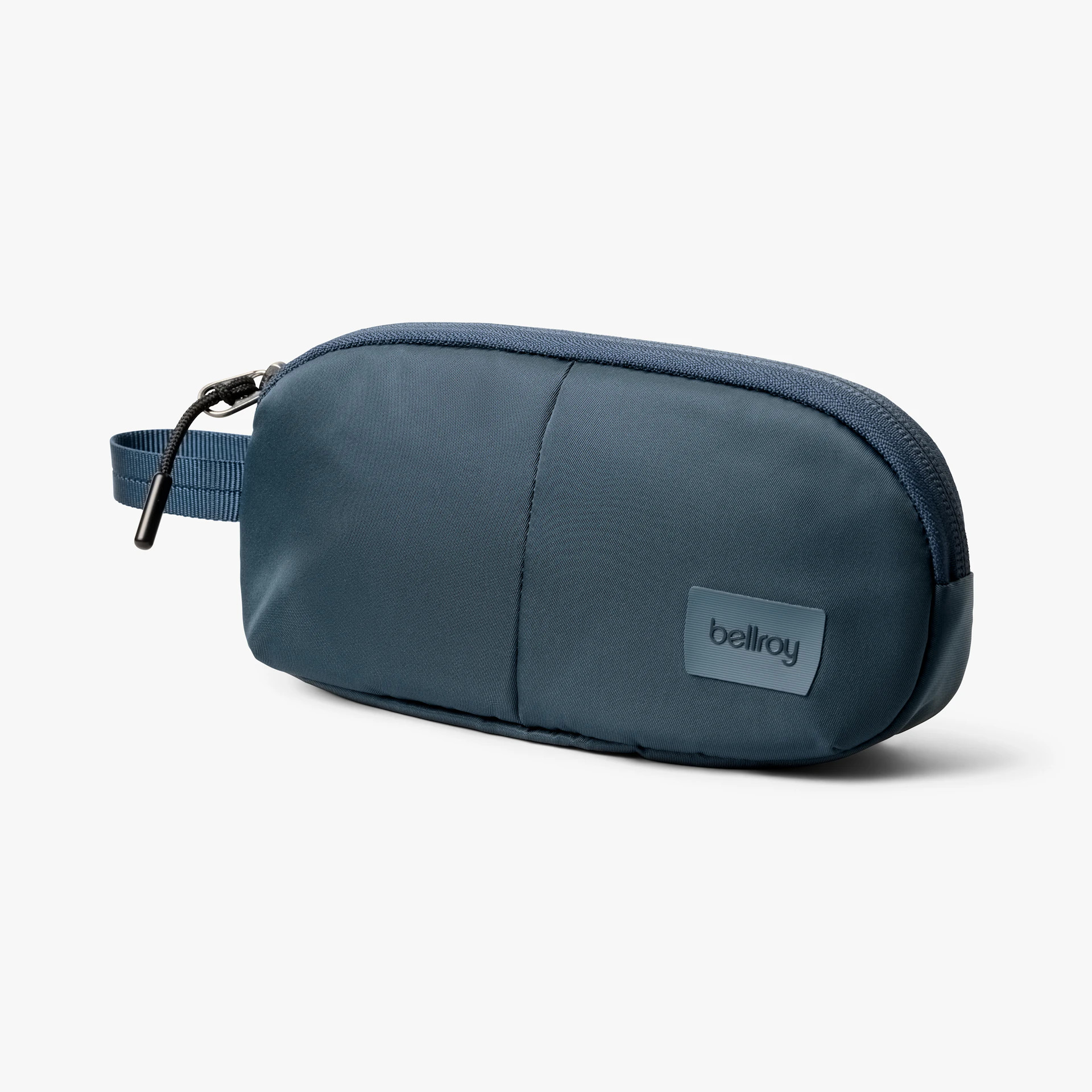 Laneway Sunglasses Pocket | Padded Glasses Case for 2 Pairs | Bellroy | Bellroy