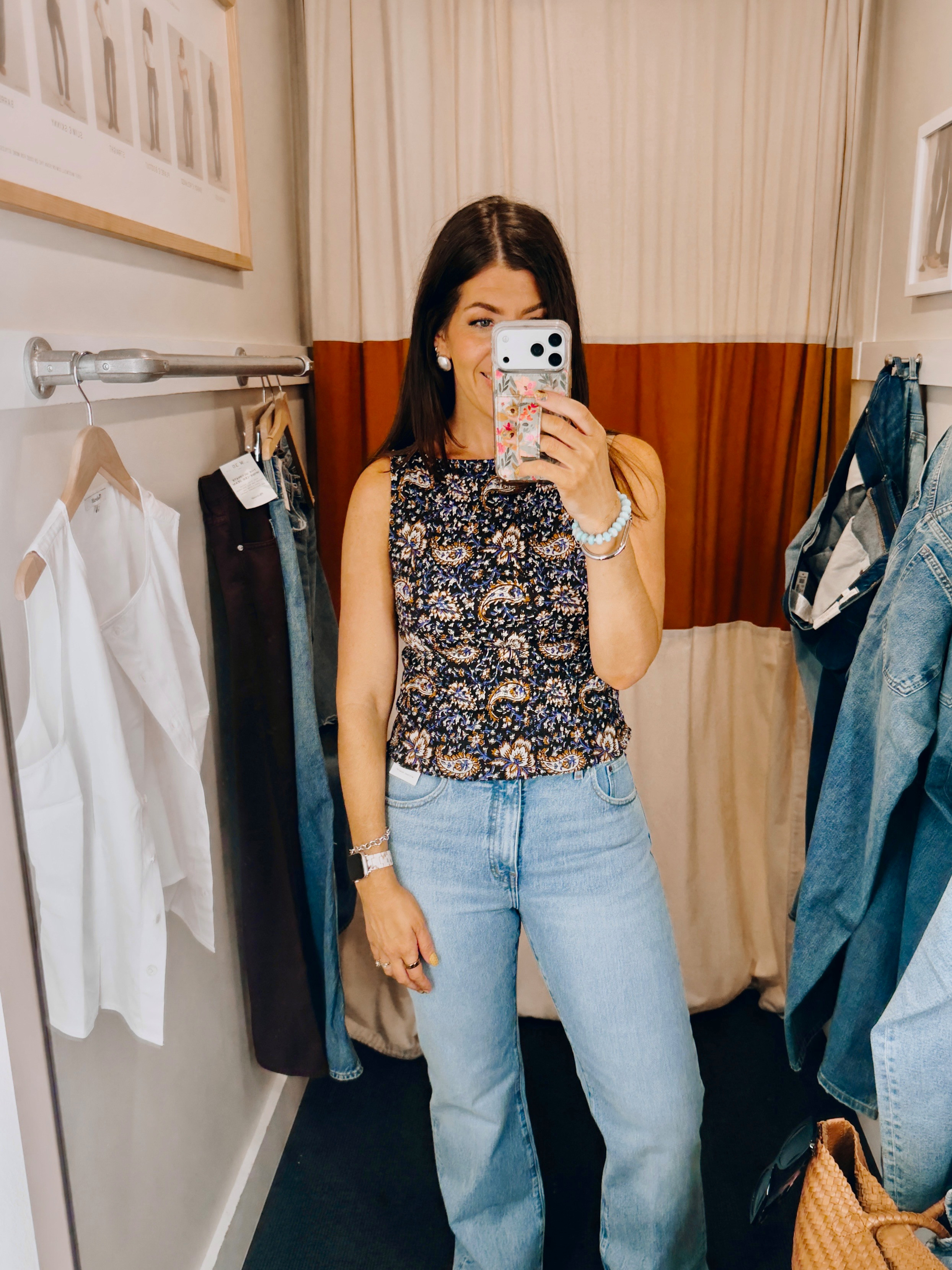 madewell sale tops and jeans 

Madewell denim sale, summer to fall tops, midsize style, fall denim, midsize jeans, bootcut, barrel, crop, summer to fall, year round denim, midsize style  

 #LTKxMadewell #LTKSaleAlert #LTKMidsize