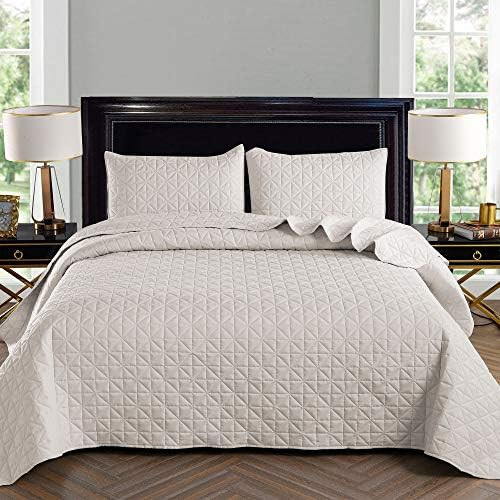 Exclusivo Mezcla 3-Piece Queen Size Quilt Set with Pillow Shams, Grid Quilted Bedspread/Coverlet/... | Amazon (US)