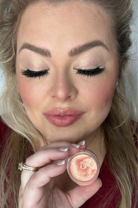 ColourPop Jelly Much Shadow in “Buzzy



#LTKbeauty #LTKunder50 #LTKFind