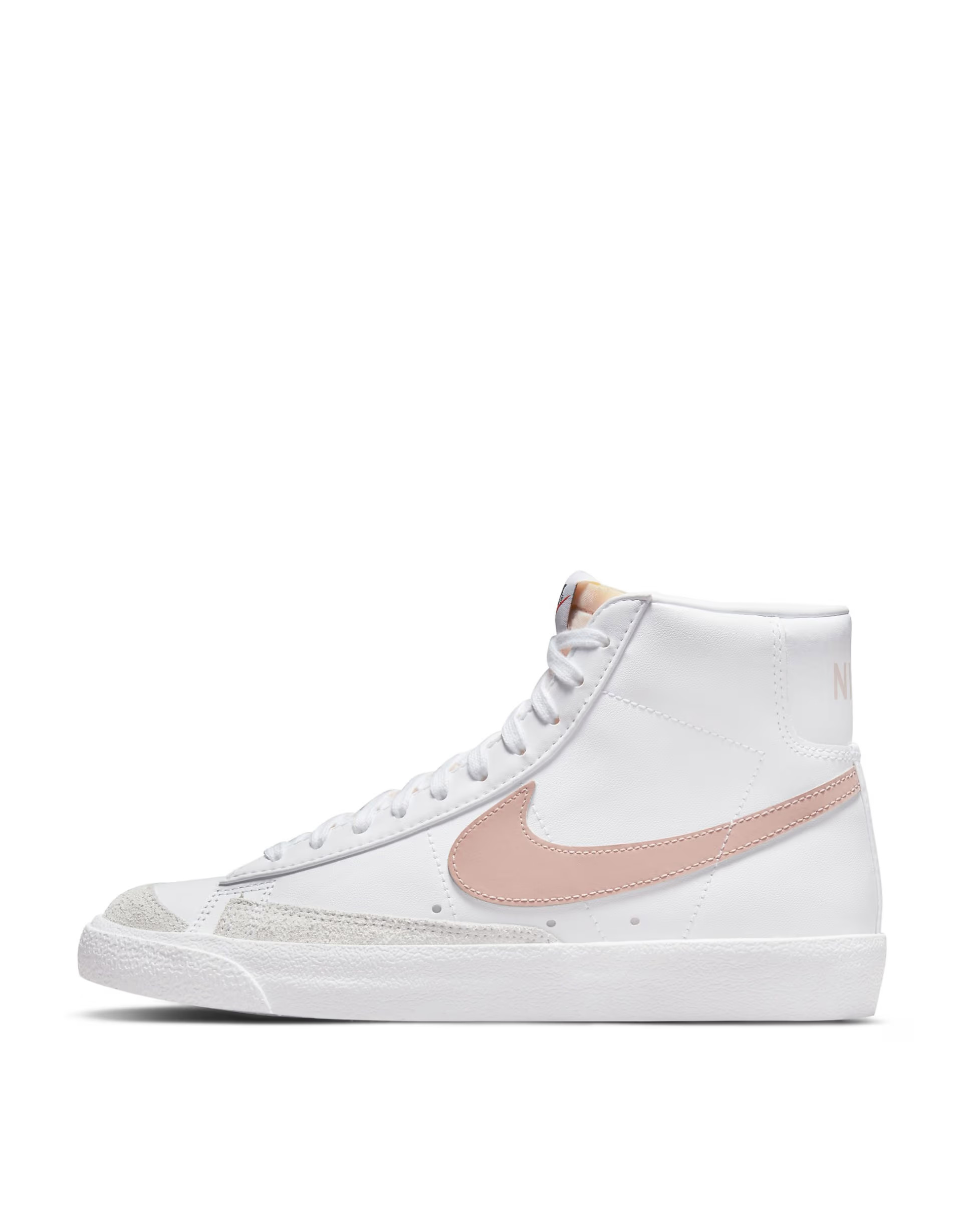 Nike Blazer Mid '77 sneakers in white with pink  | ASOS | ASOS (Global)